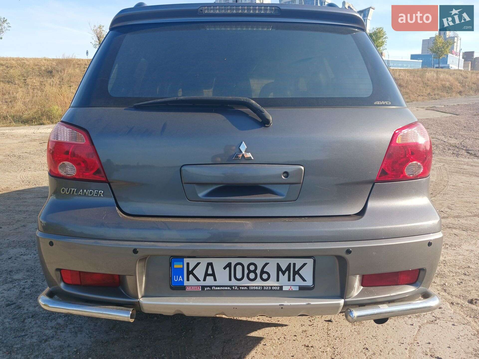 Головне фото звіту автомобіля MITSUBISHI OUTLANDER 2006