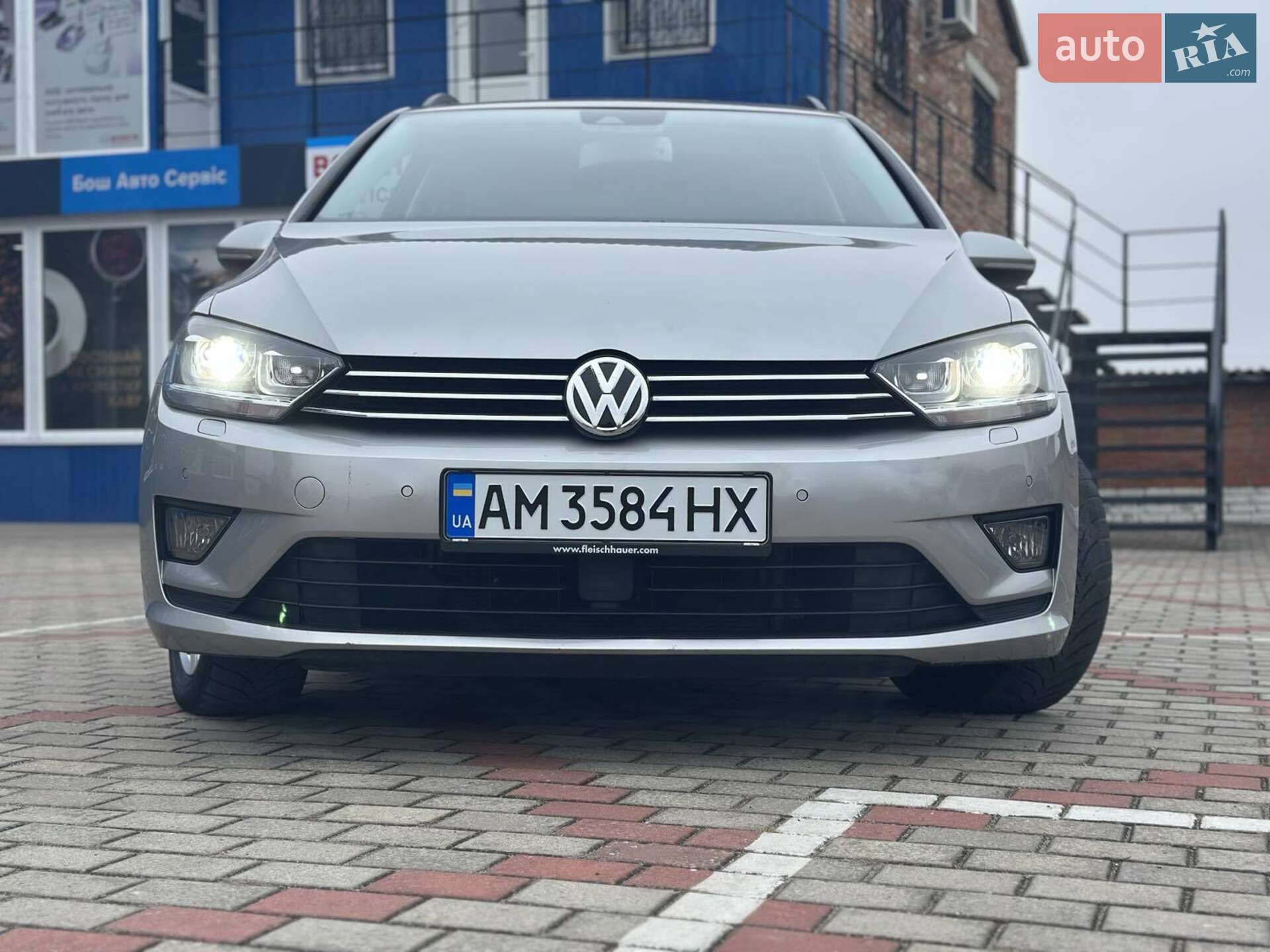VOLKSWAGEN GOLF SPORTSVAN 2014