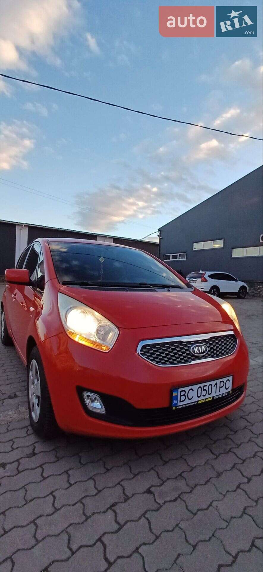 Головне фото звіту автомобіля KIA VENGA 2010