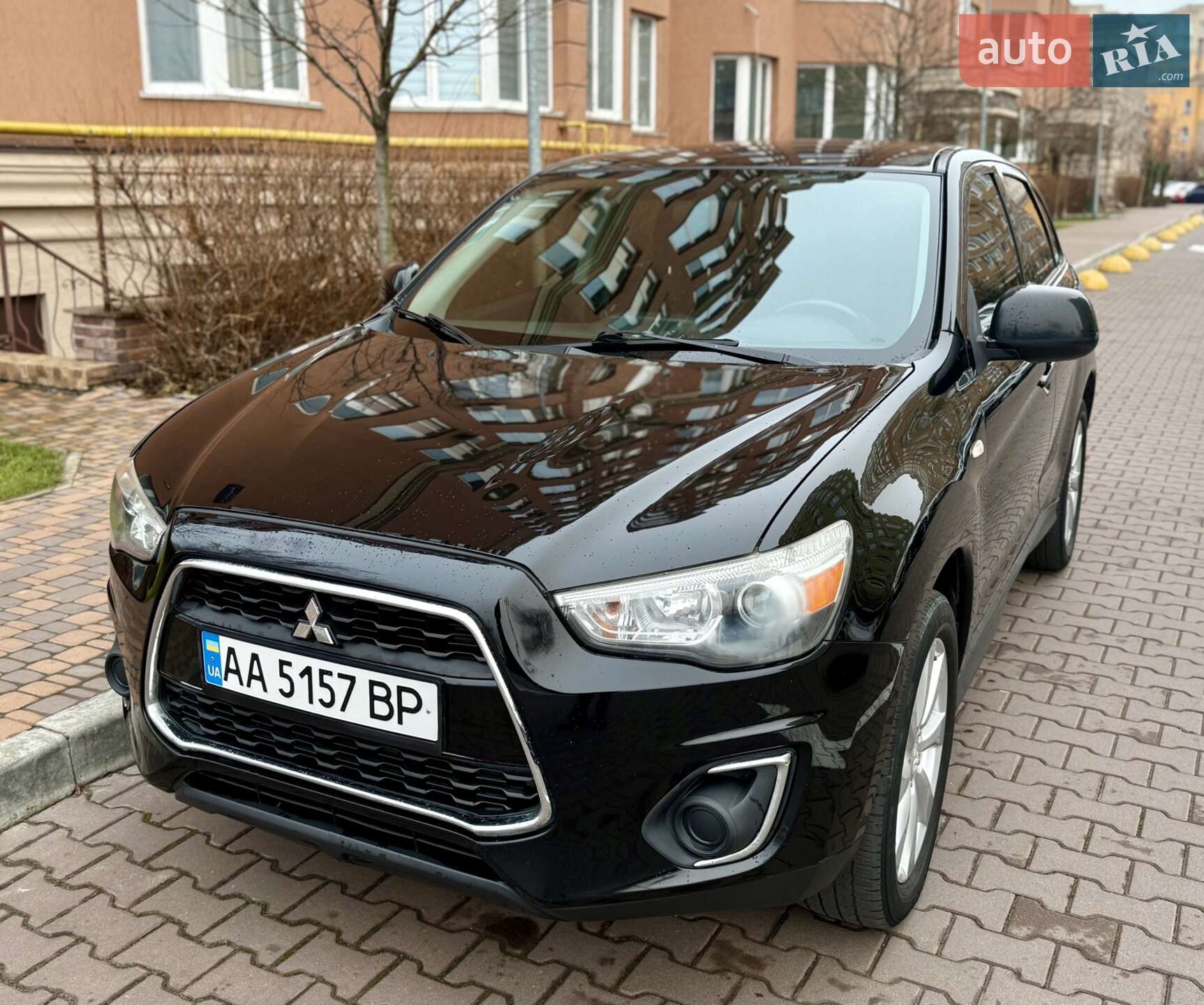 MITSUBISHI OUTLANDER 2014