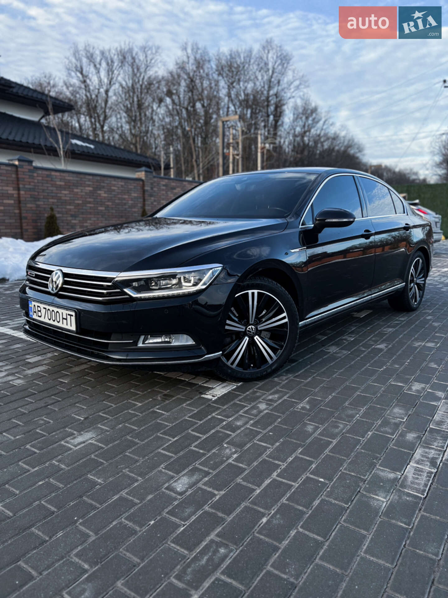 VOLKSWAGEN PASSAT 2015