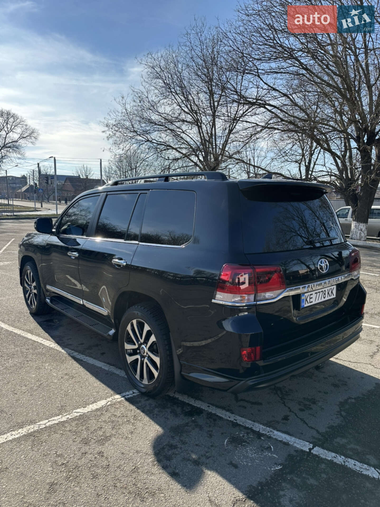 TOYOTA LAND CRUISER 200