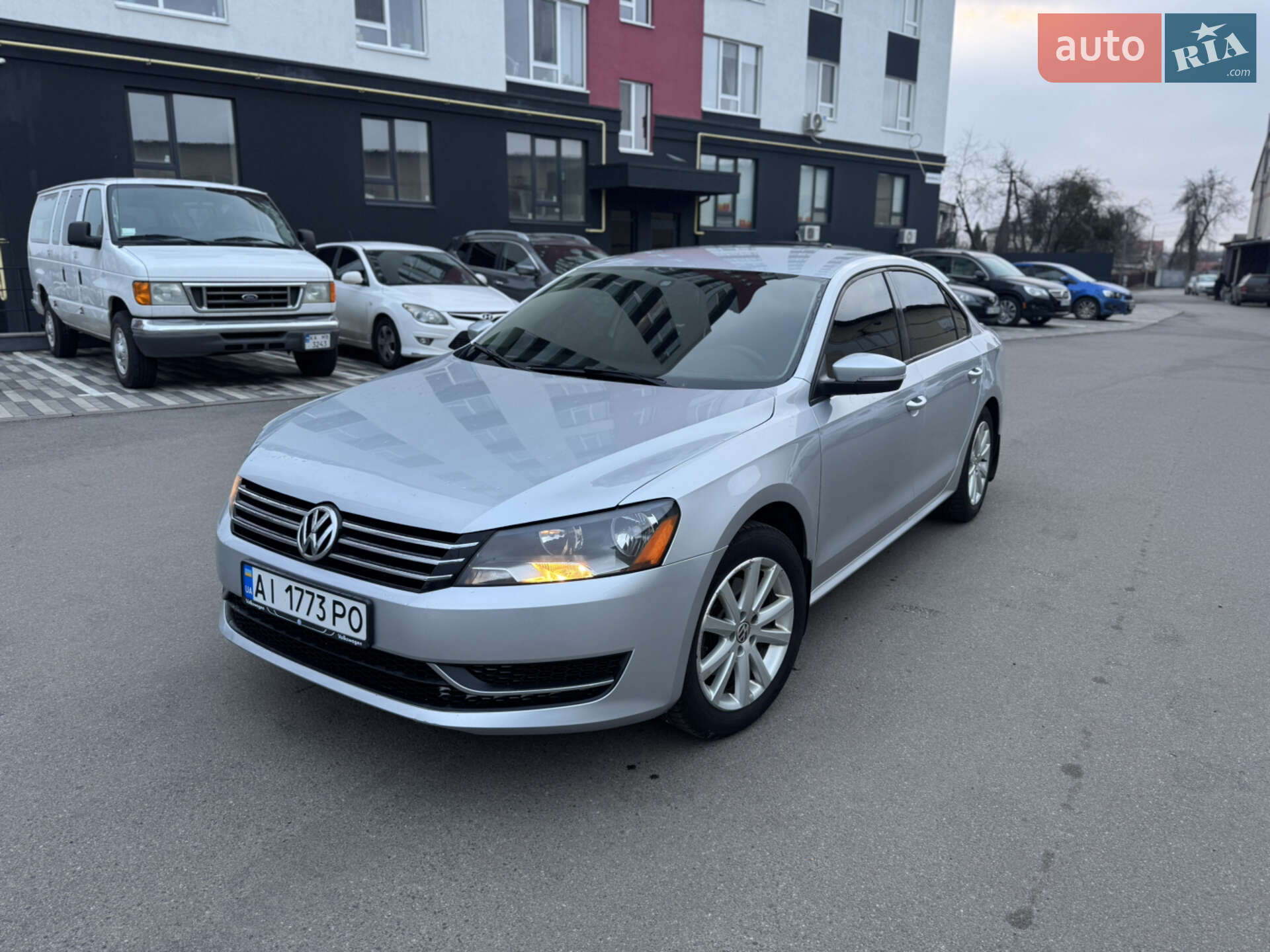 VOLKSWAGEN PASSAT 2012