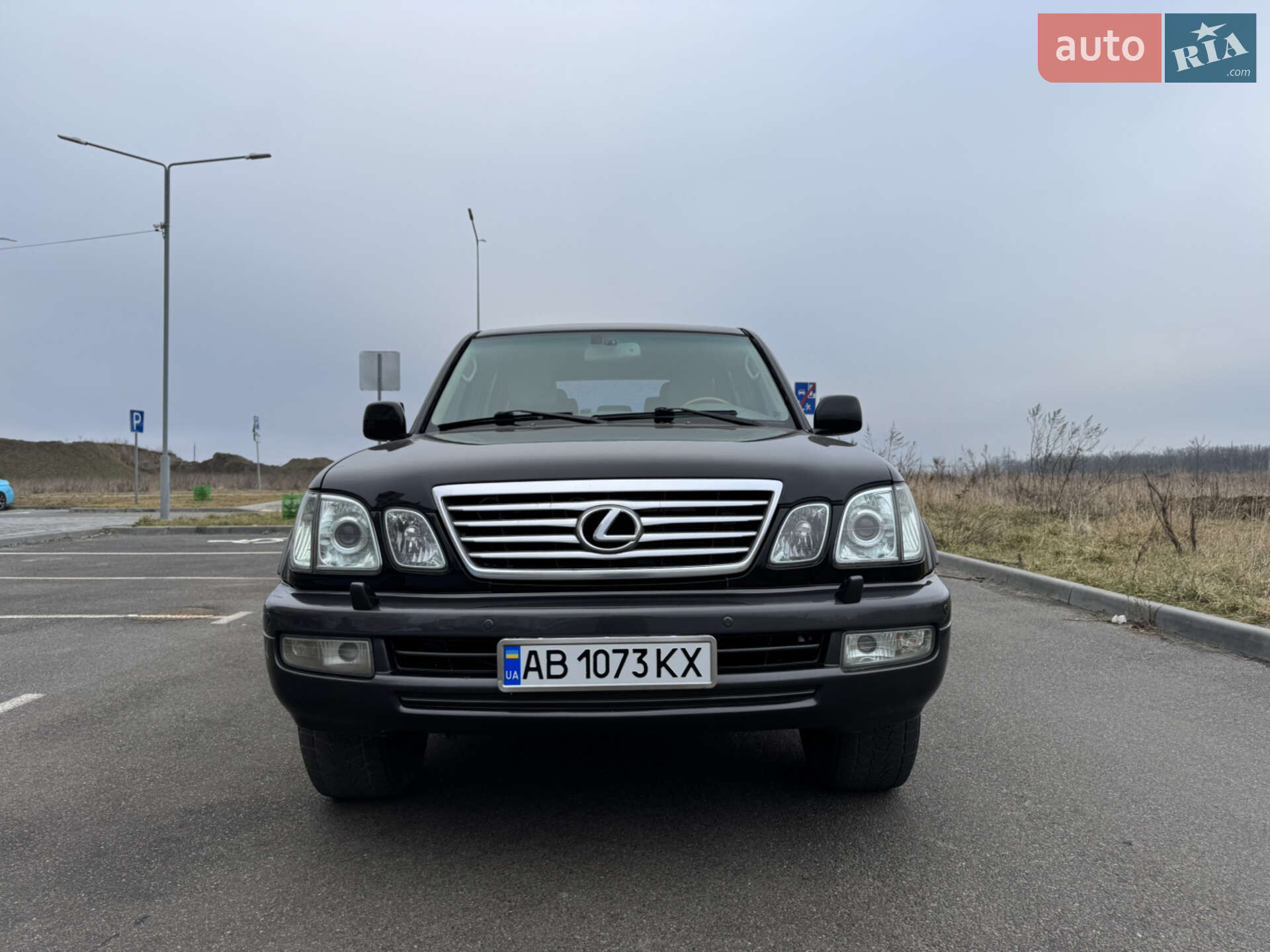 Головне фото звіту автомобіля LEXUS LX 470 2005