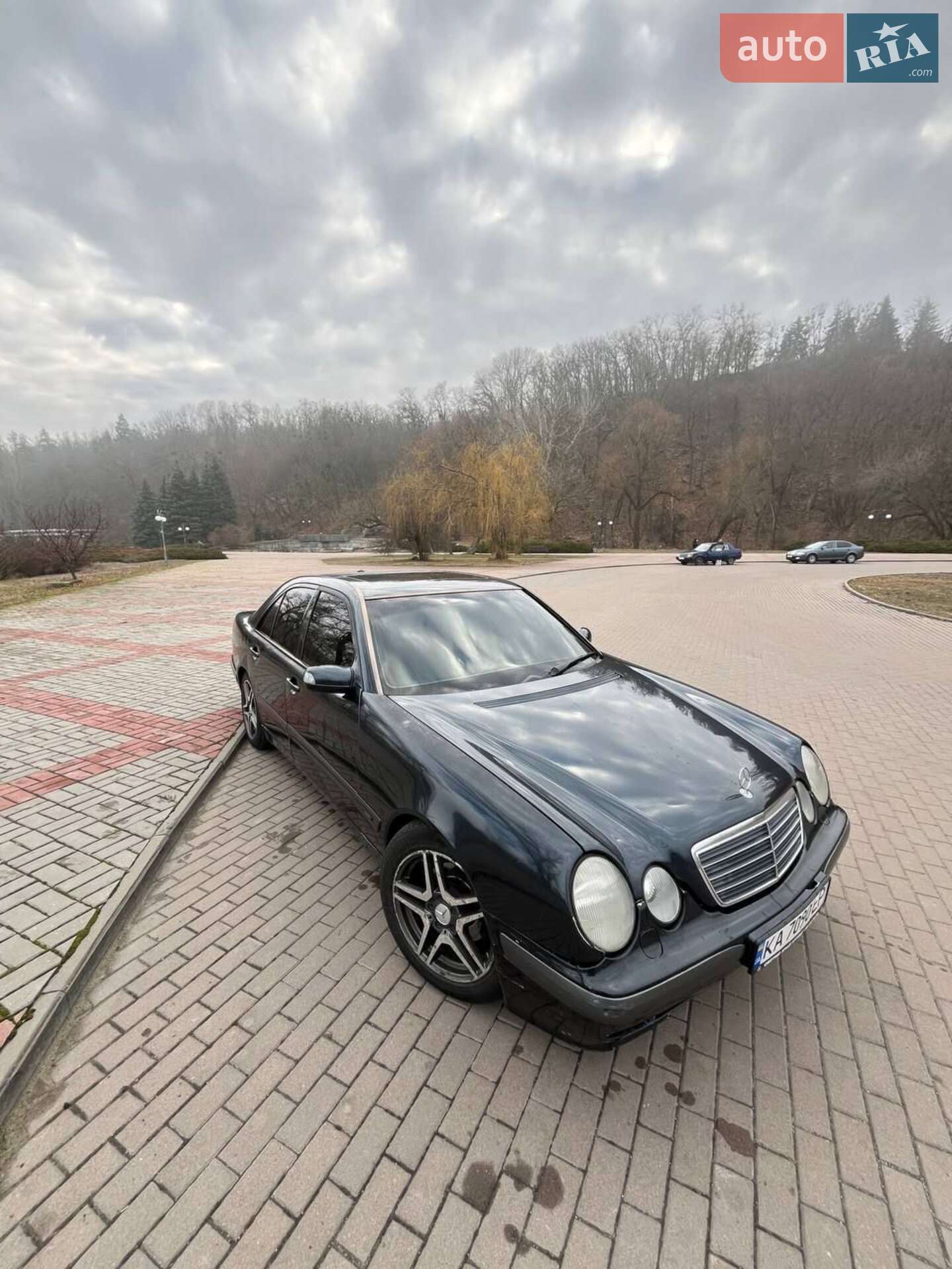 MERCEDES-BENZ E 320 CDI 2001