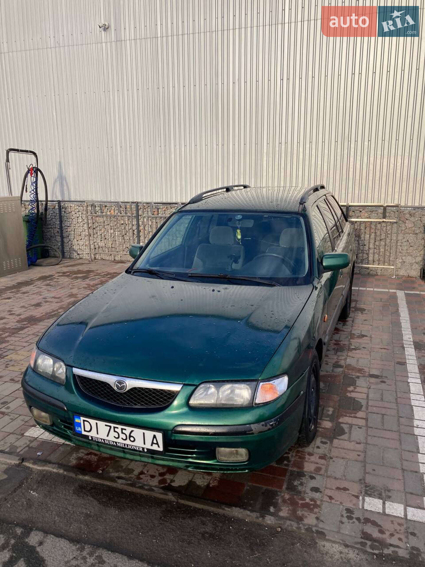Головне фото звіту автомобіля MAZDA 626 2000