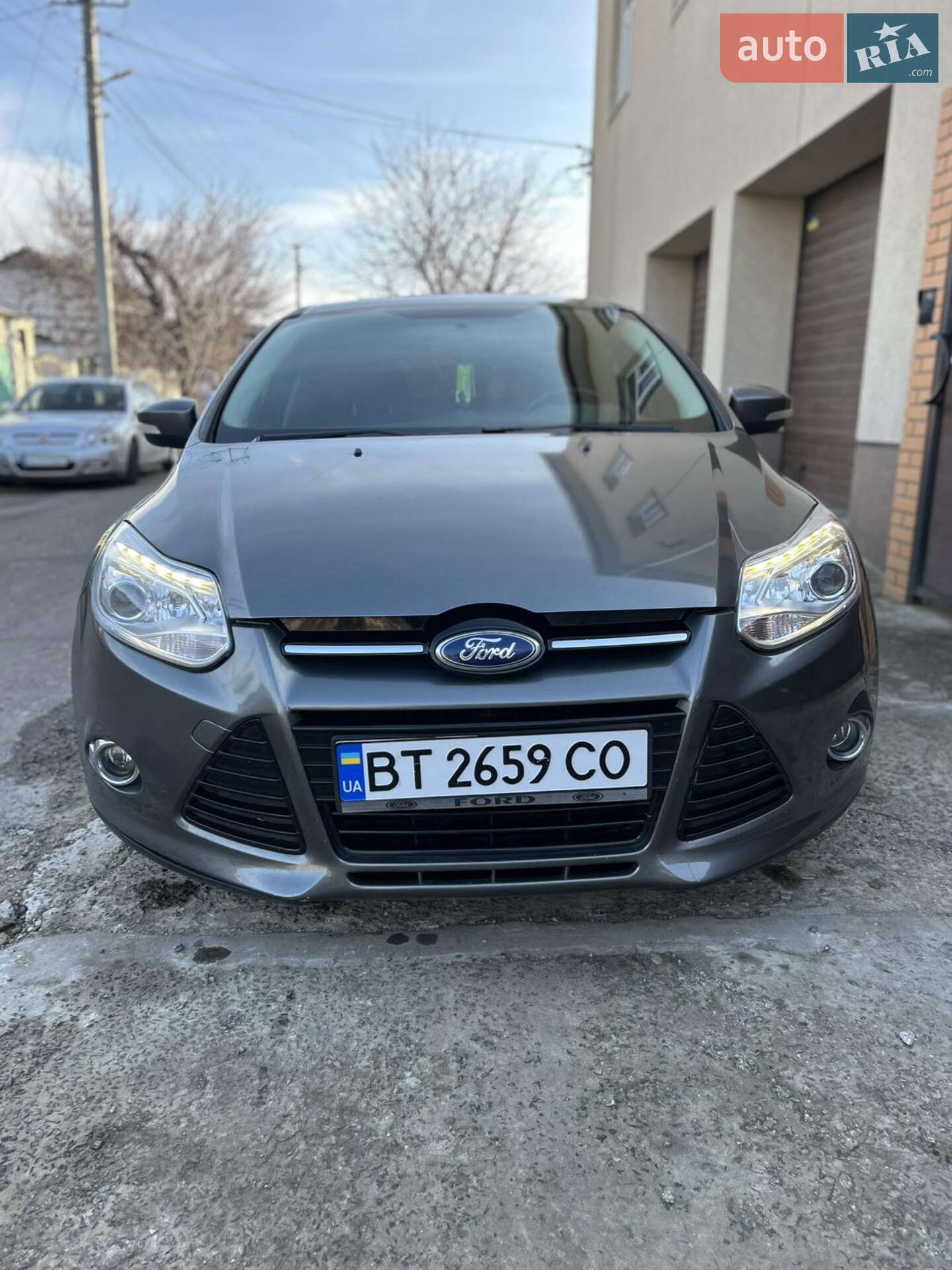 Головне фото звіту автомобіля FORD FOCUS 2014