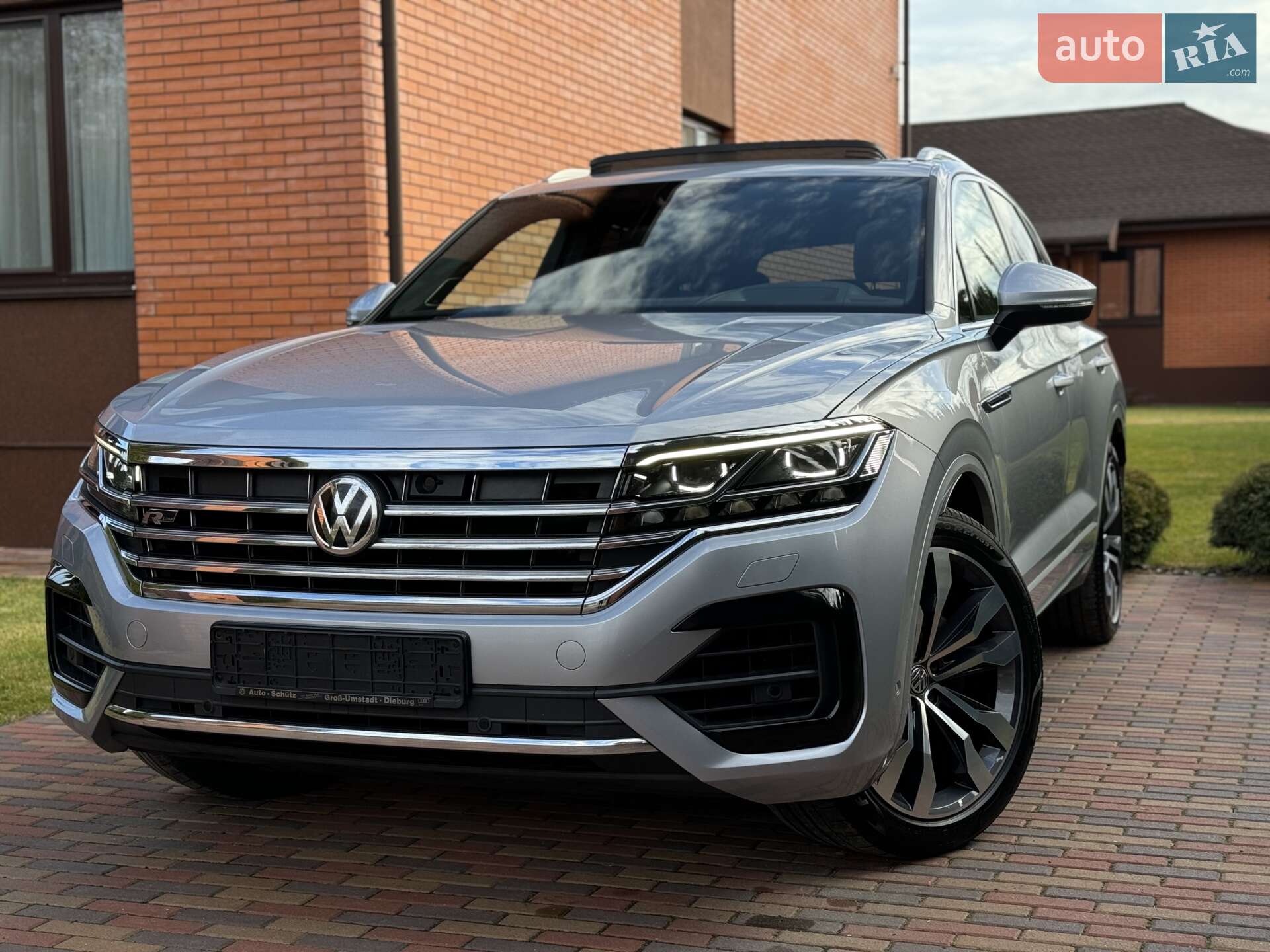 VOLKSWAGEN TOUAREG 2019