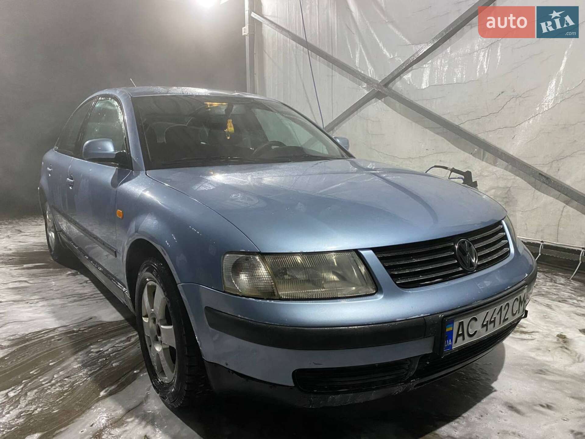 VOLKSWAGEN PASSAT 1997