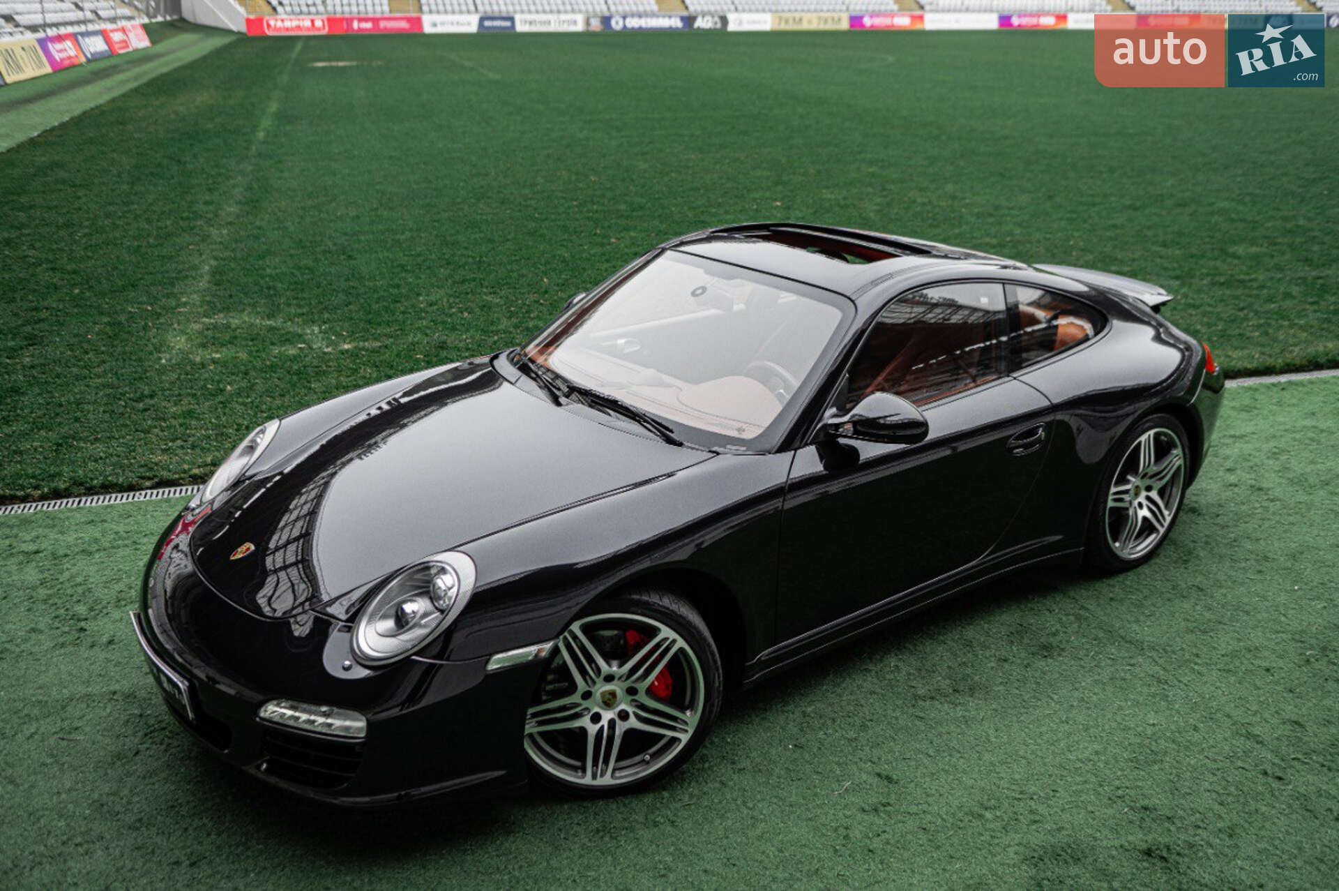 PORSCHE 911 CARRERA S 2010