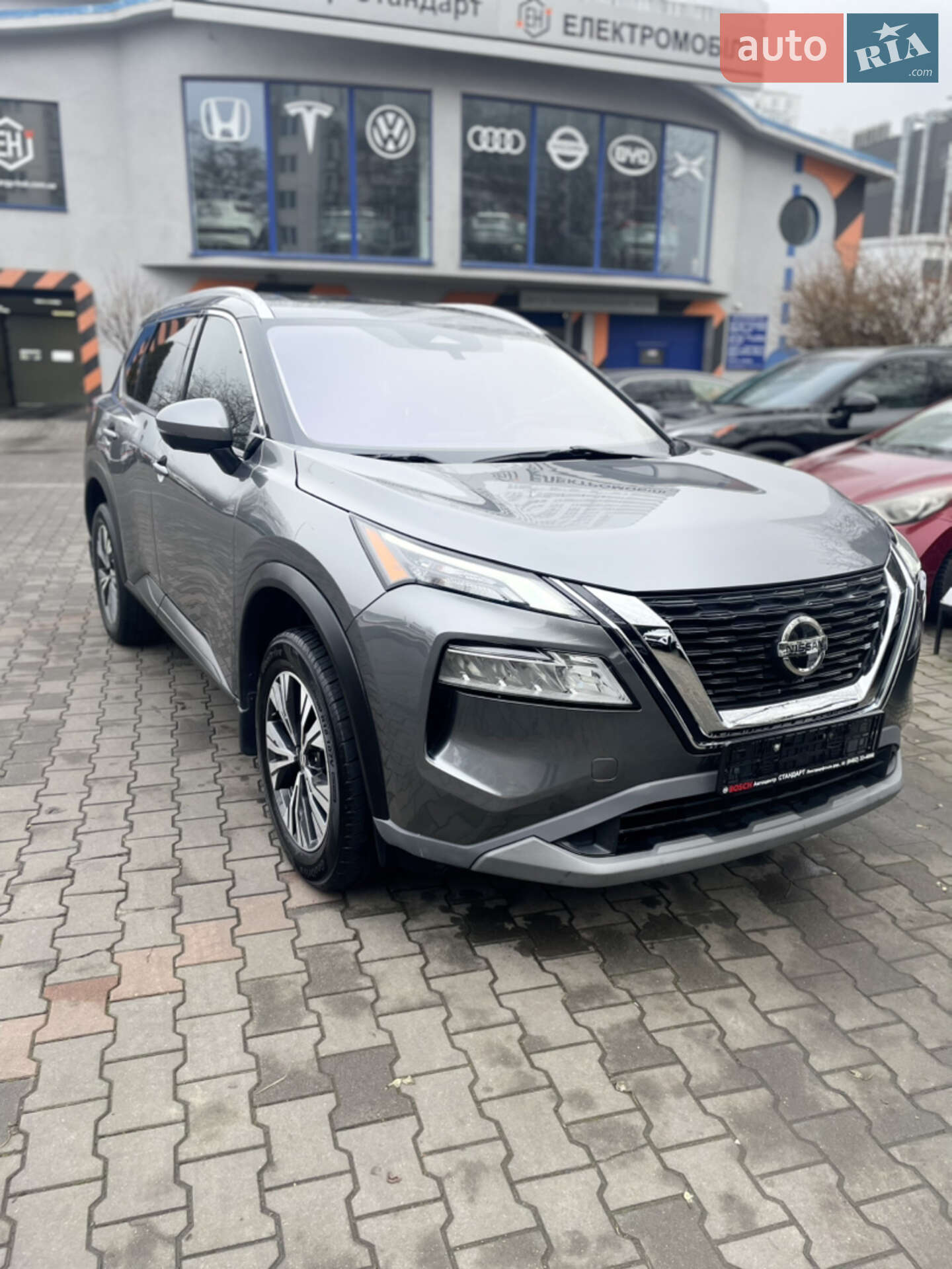 NISSAN ROGUE 2020