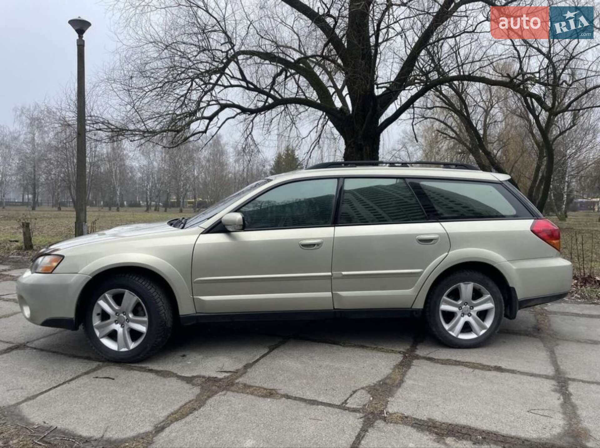 SUBARU OUTBACK 2006
