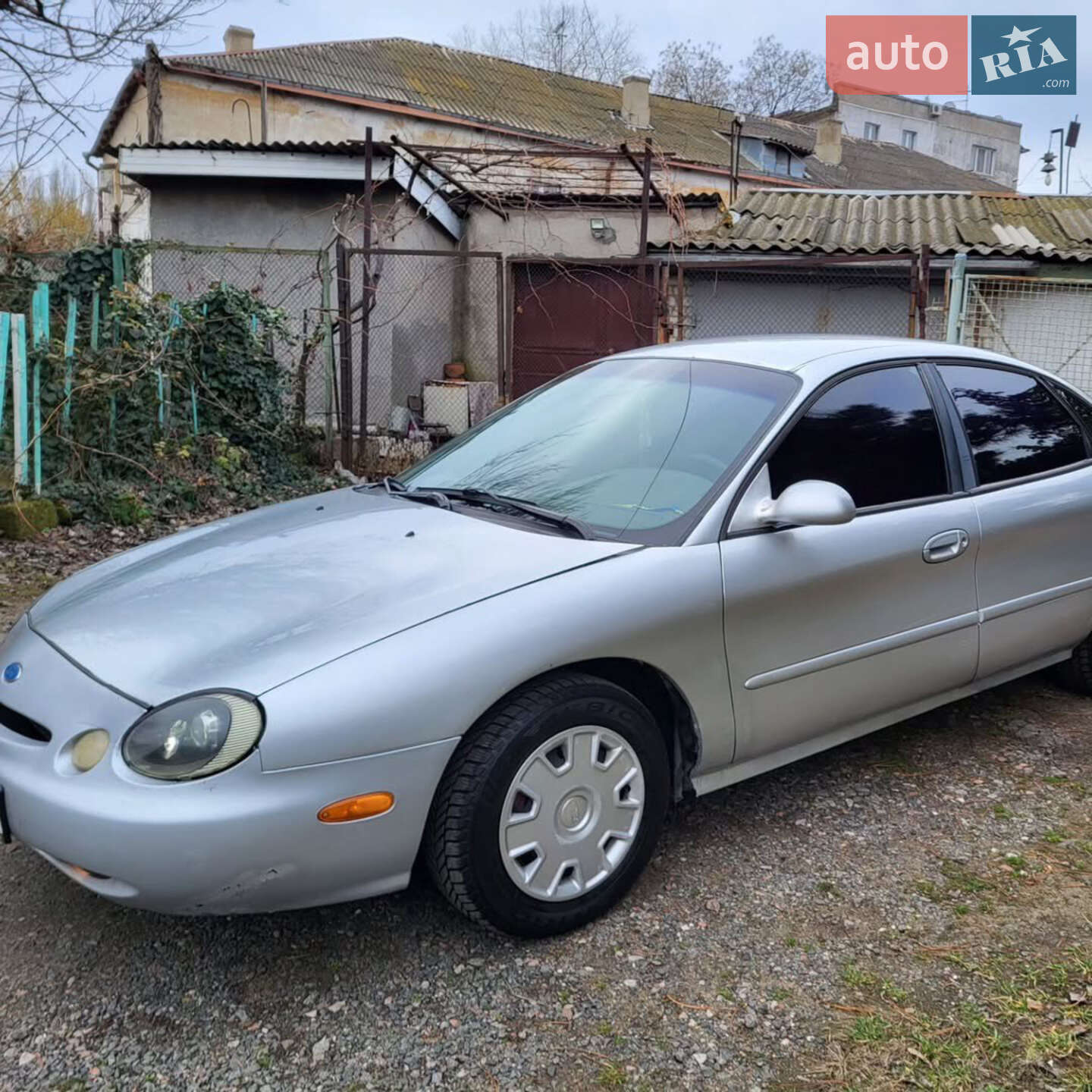Ford Taurus 1996