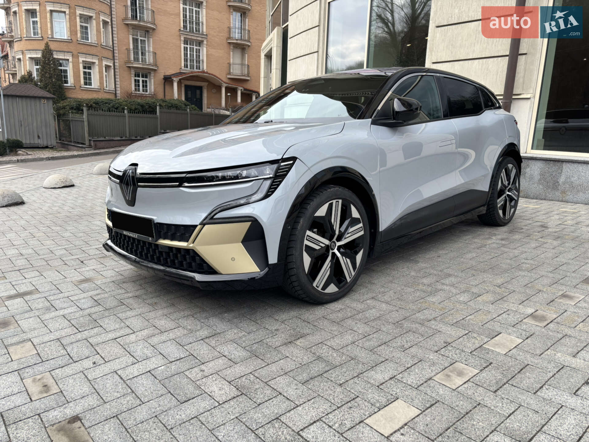 RENAULT MEGANE E-TECH 2022