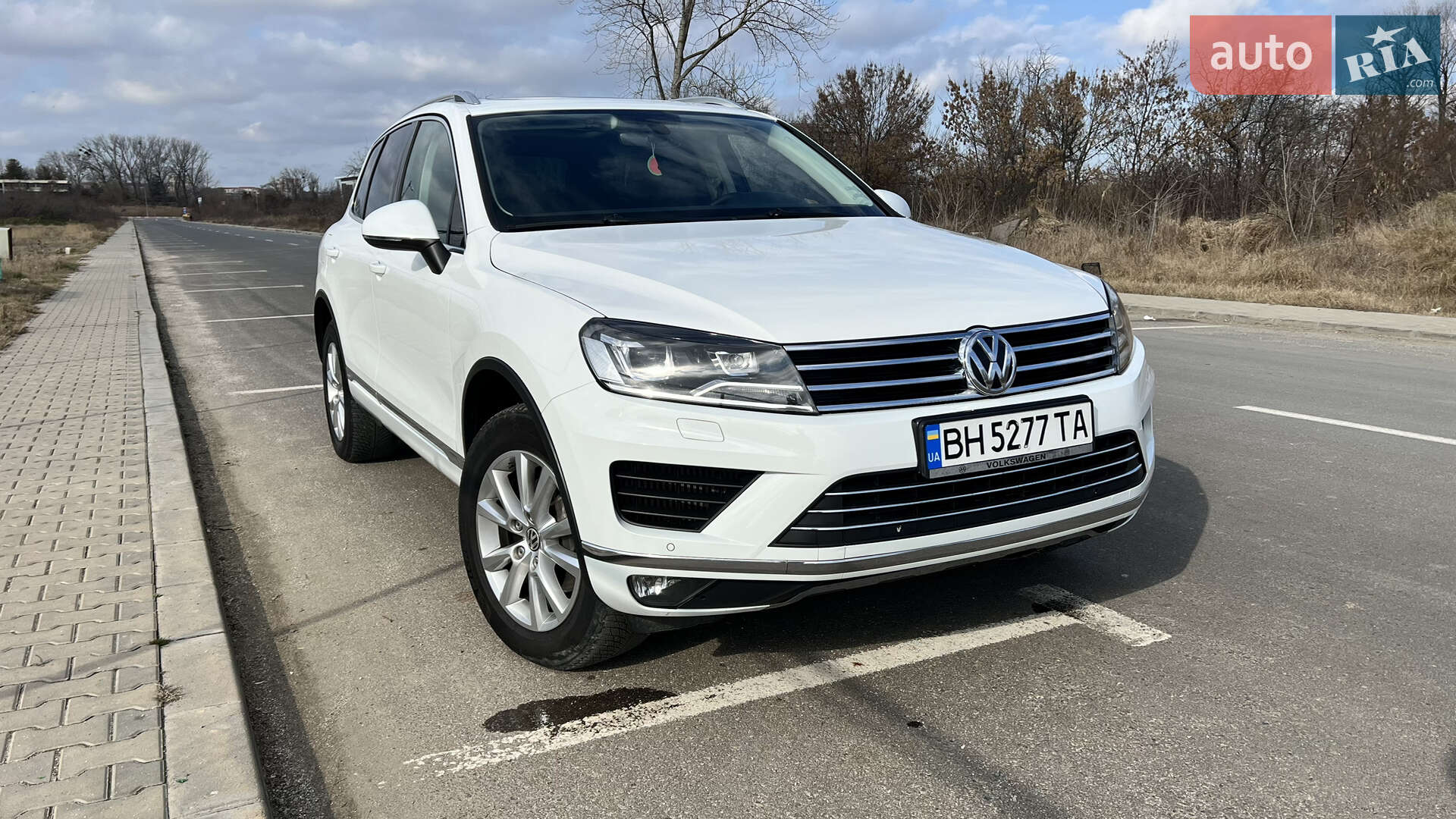 VOLKSWAGEN TOUAREG 2016