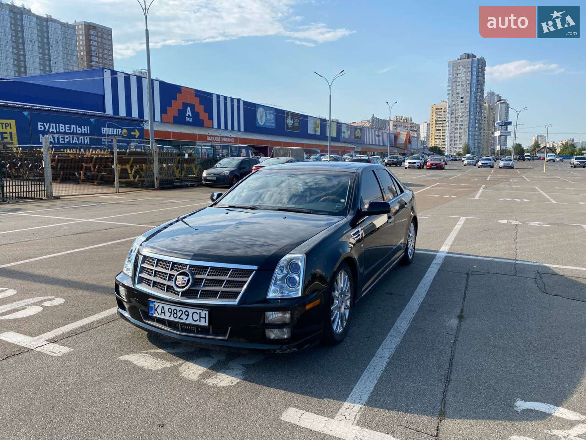 Головне фото звіту автомобіля CADILLAC STS 2010