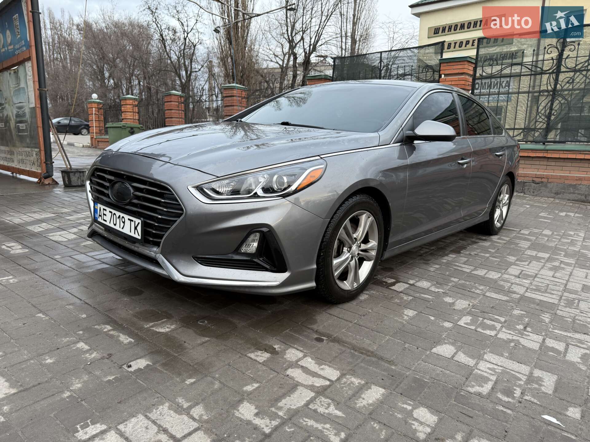 Головне фото звіту автомобіля HYUNDAI SONATA 2017