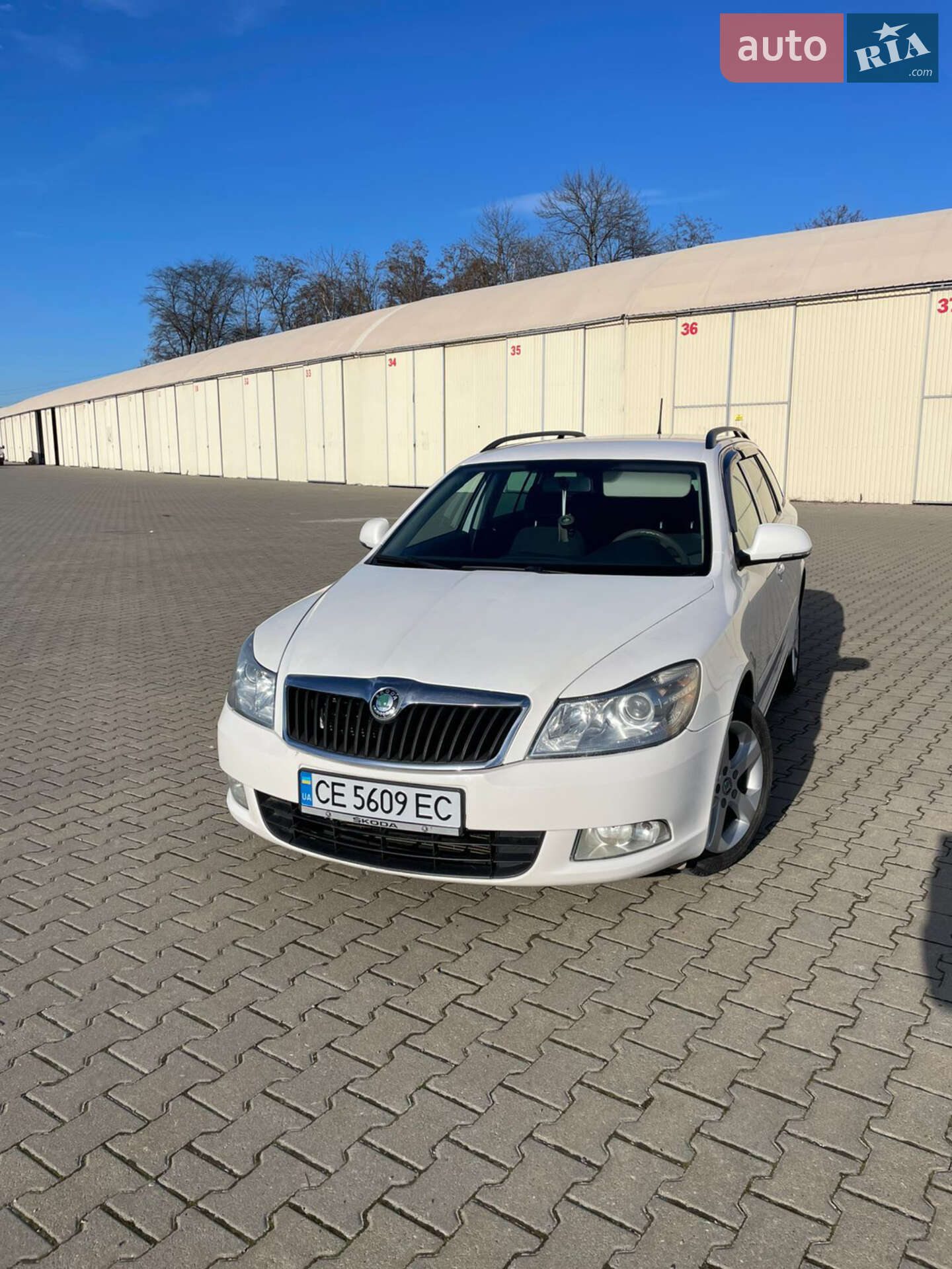 Головне фото звіту автомобіля SKODA OCTAVIA 2012