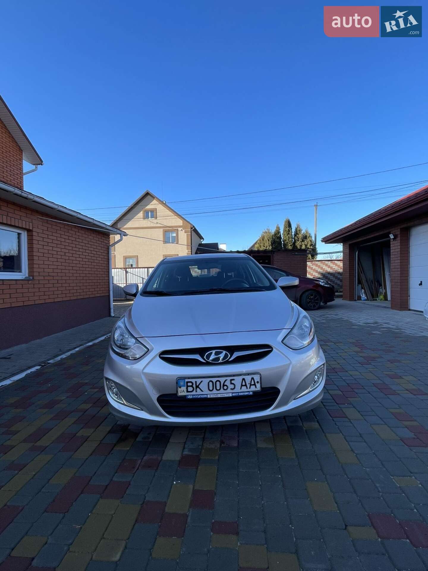 Hyundai Accent 2012