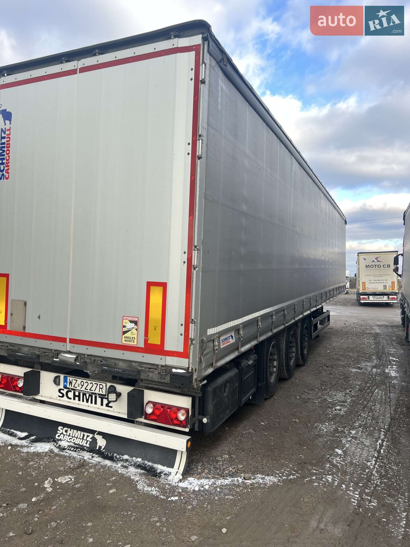 SCHMITZ CARGOBULL SCB S3T 2019