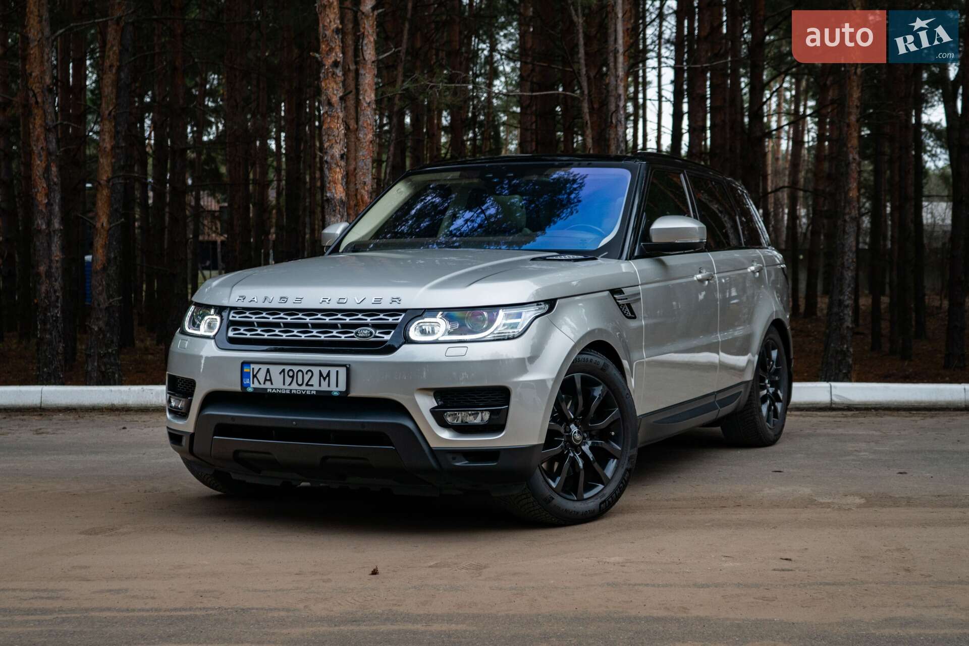 Головне фото звіту автомобіля LAND ROVER RANGE ROVER 2016