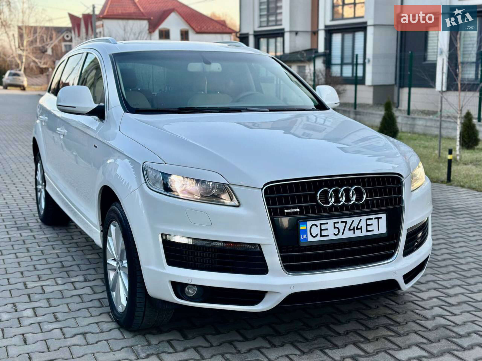 AUDI Q7
