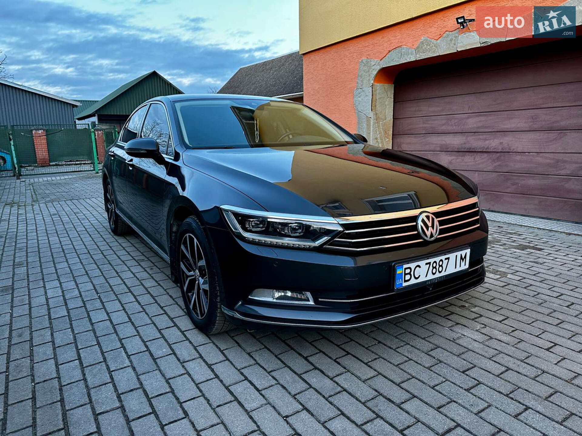 VOLKSWAGEN PASSAT 2018
