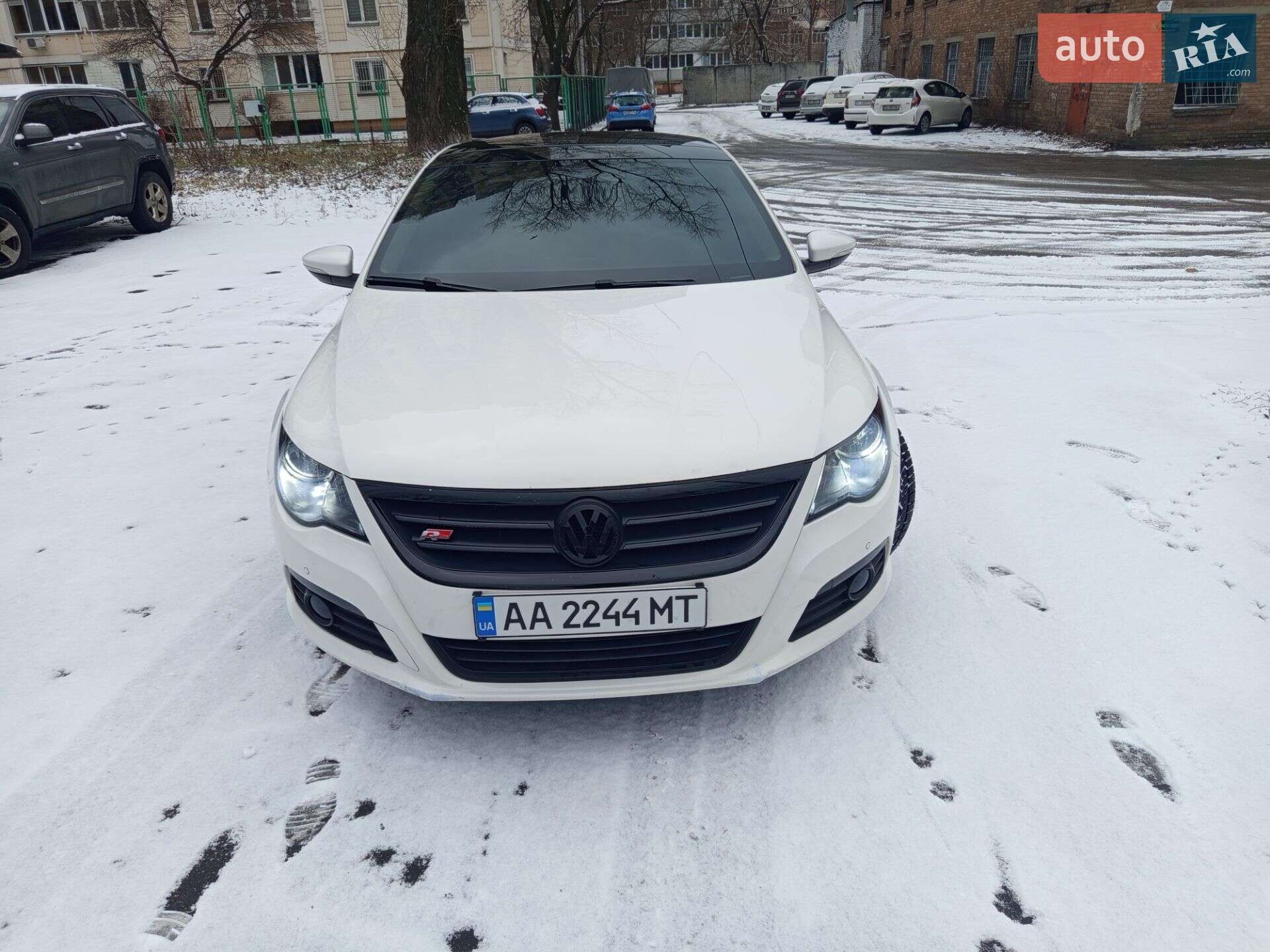 VOLKSWAGEN PASSAT CC 2011