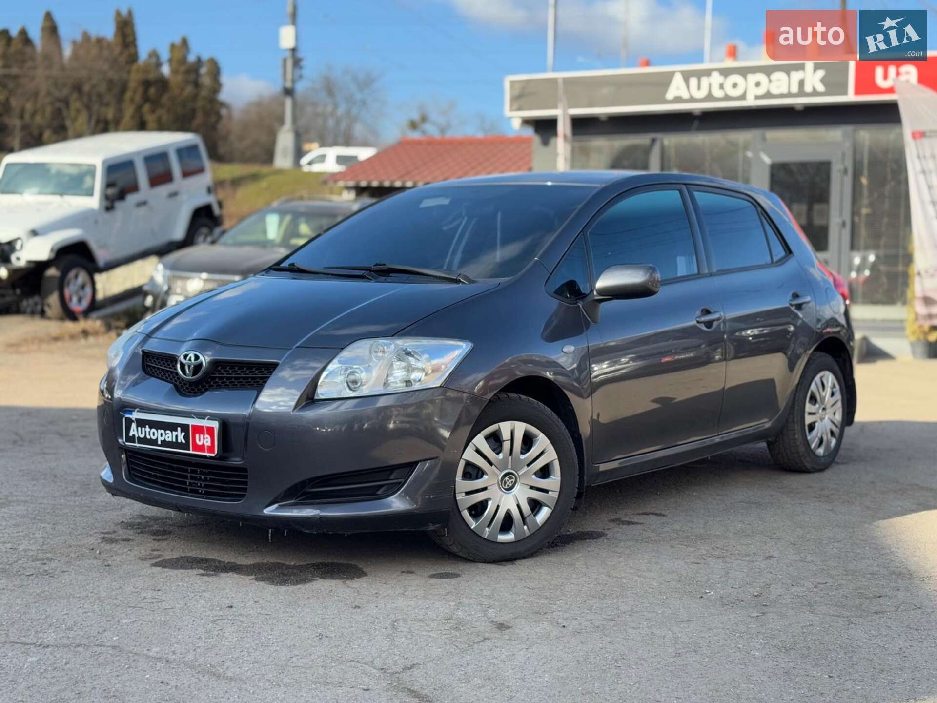 Головне фото звіту автомобіля TOYOTA AURIS 2007