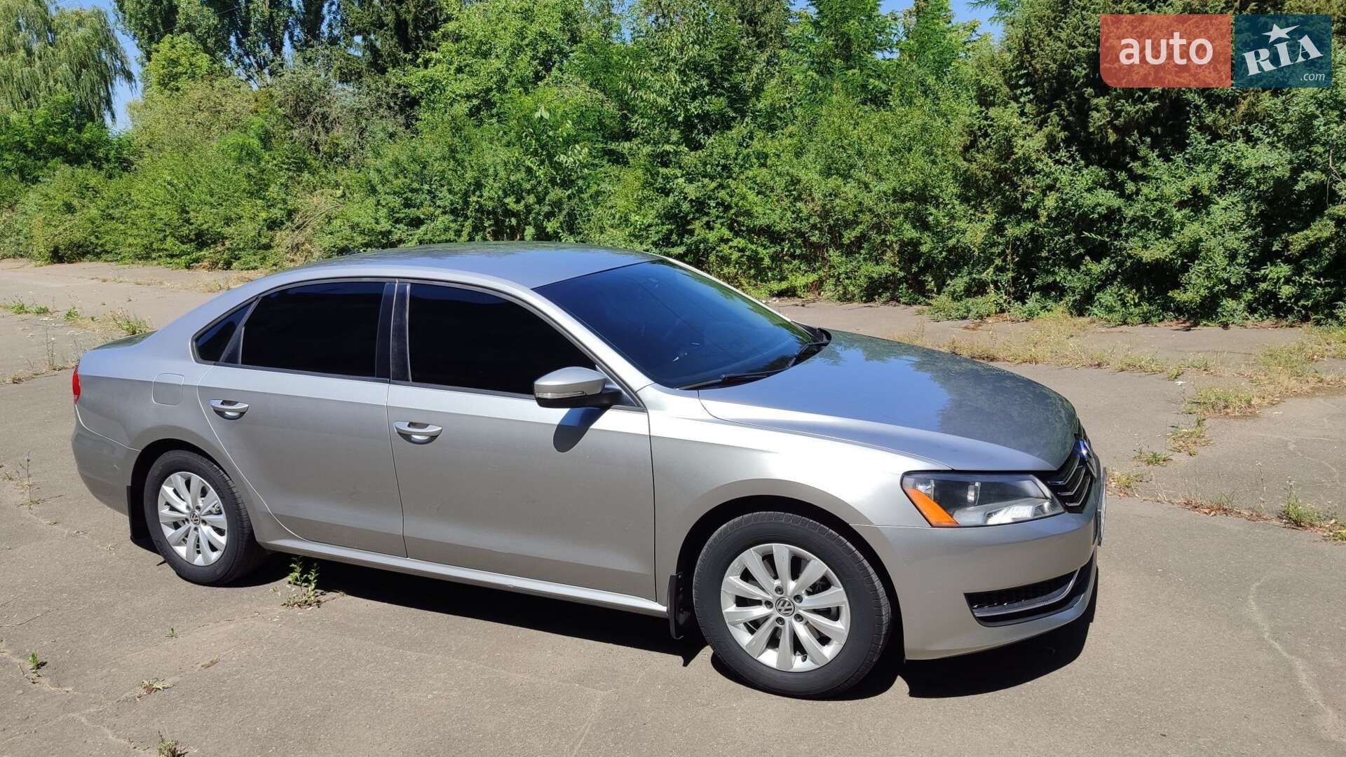 VOLKSWAGEN PASSAT 2013