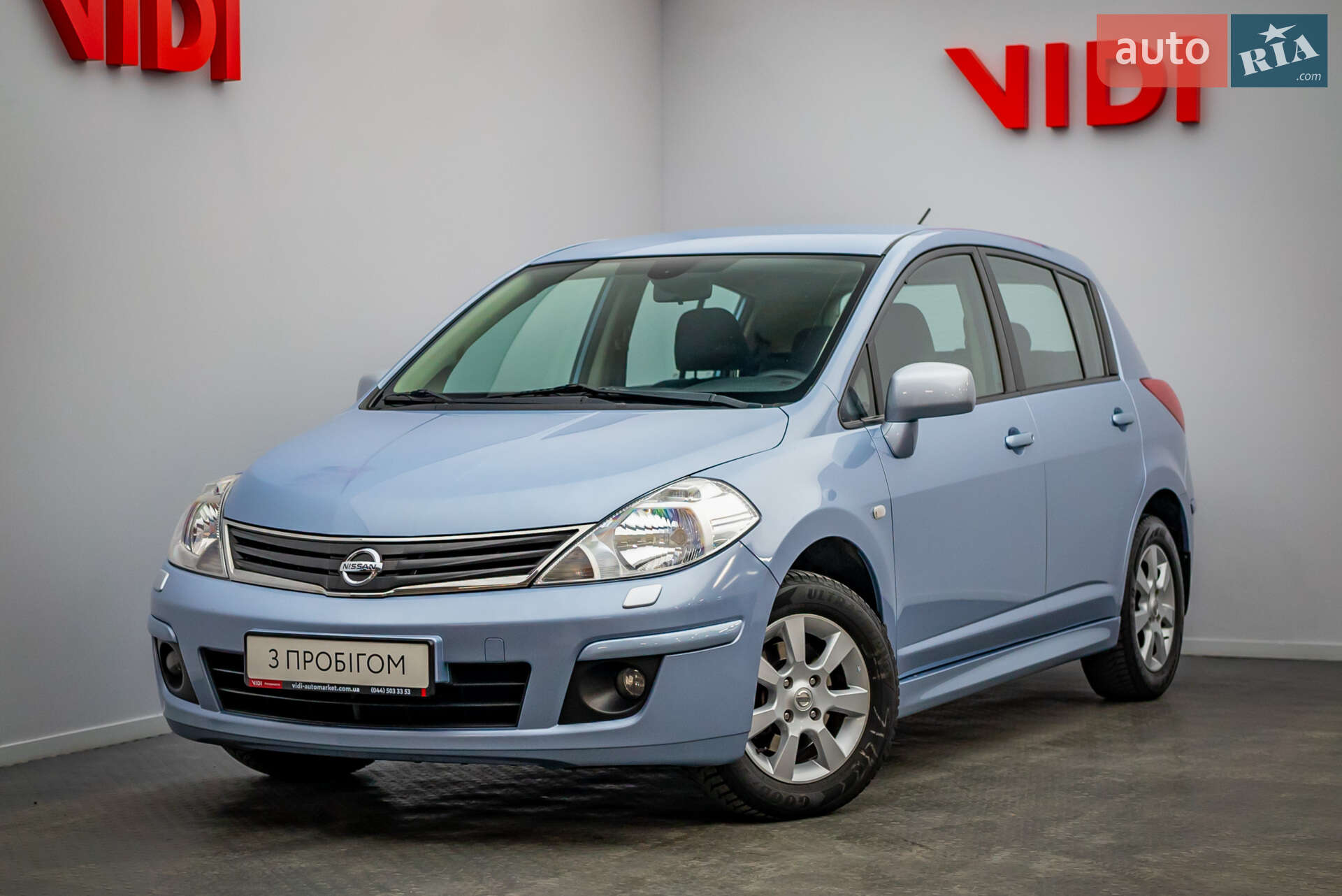 NISSAN TIIDA 2012