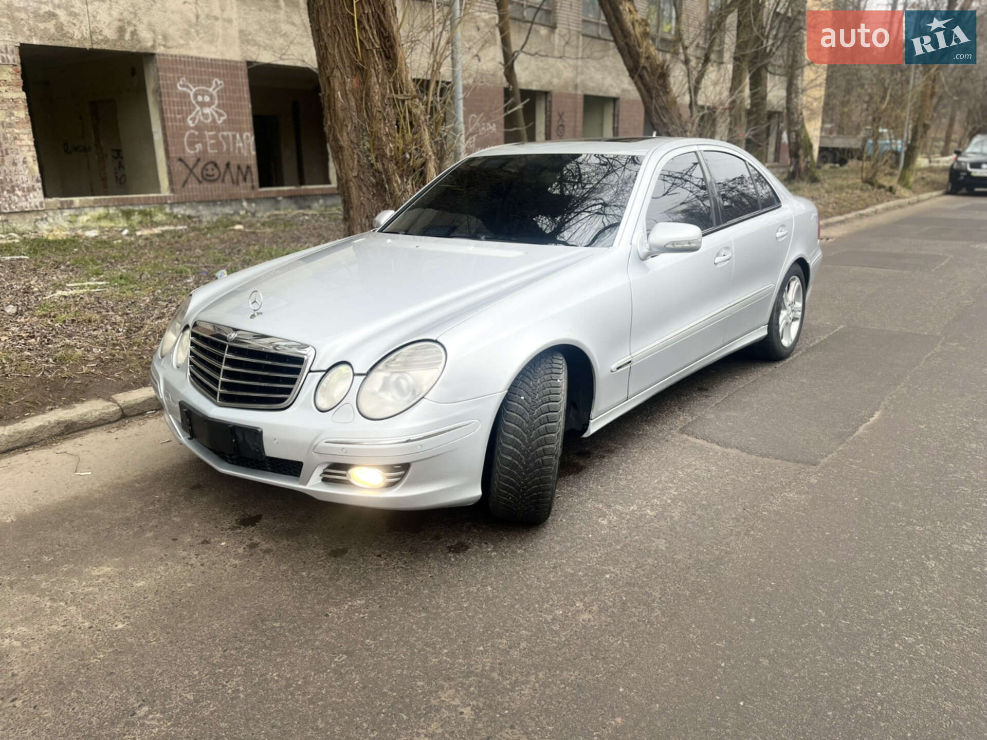 MERCEDES-BENZ E 200 2007