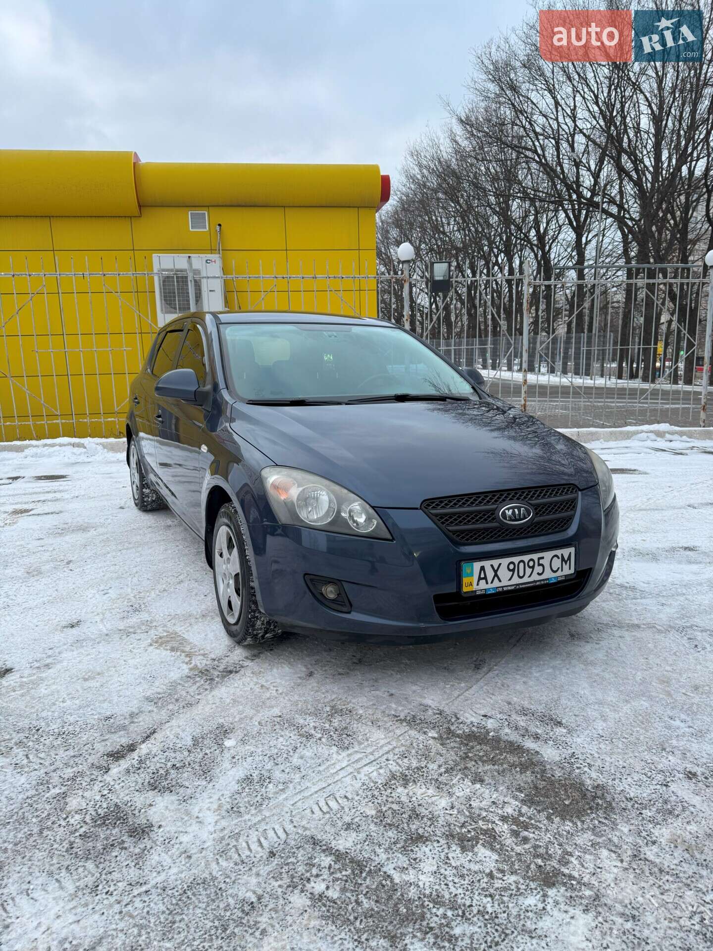 Головне фото звіту автомобіля KIA CEE'D 2009
