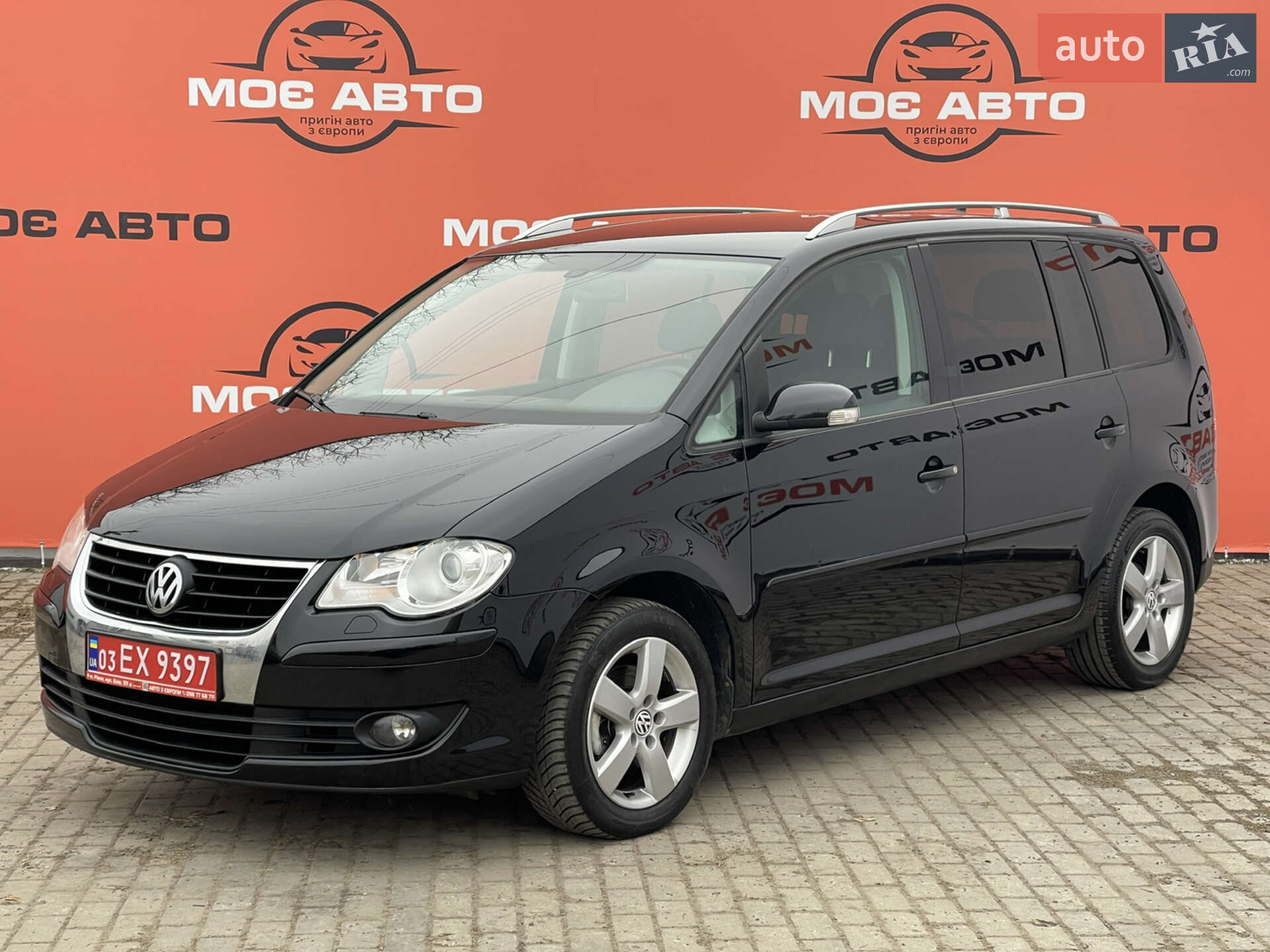 VOLKSWAGEN TOURAN 2009