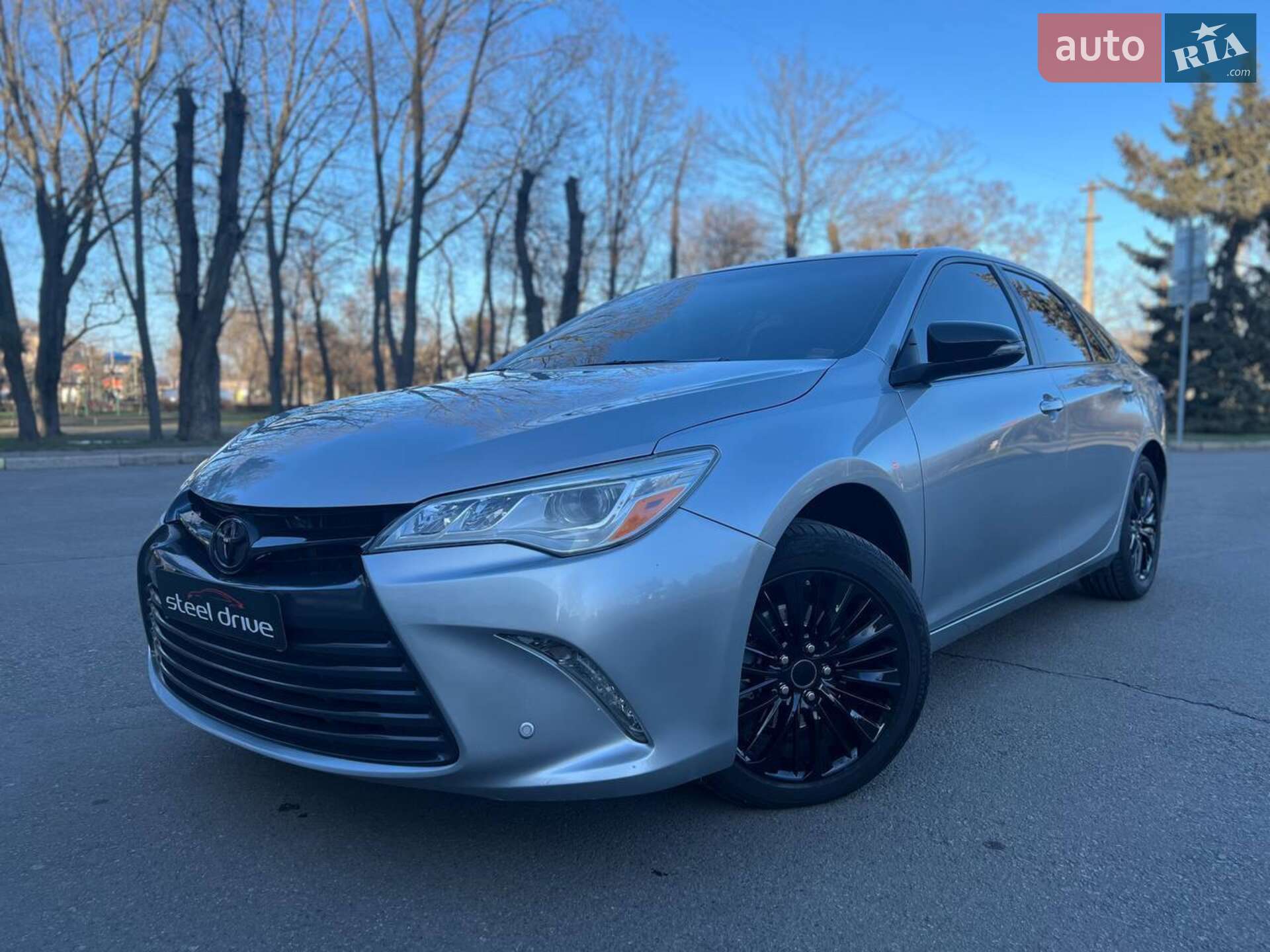 TOYOTA CAMRY