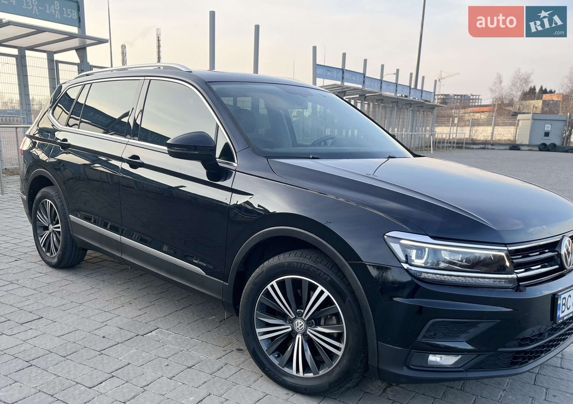 VOLKSWAGEN TIGUAN 2018