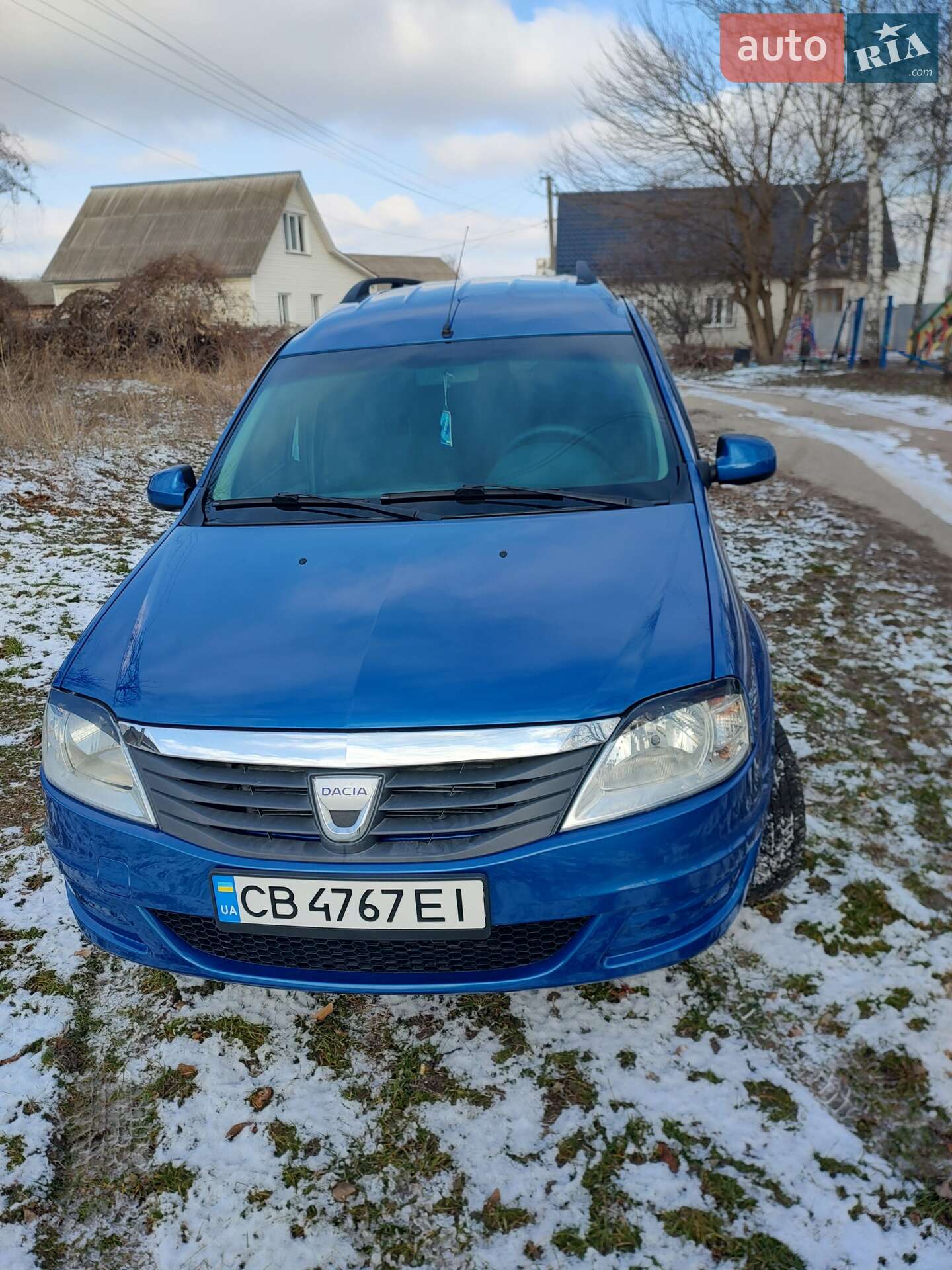 DACIA LOGAN 2011