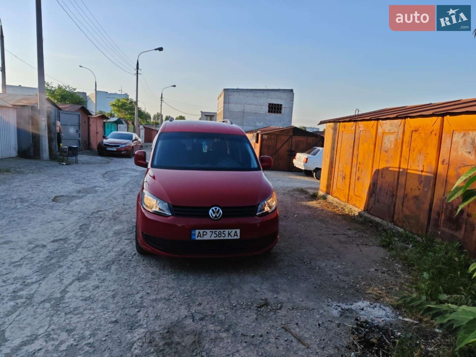 VOLKSWAGEN CADDY 2014