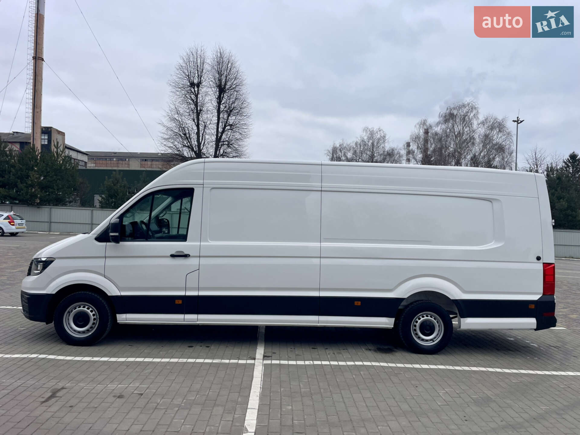VOLKSWAGEN CRAFTER 2019