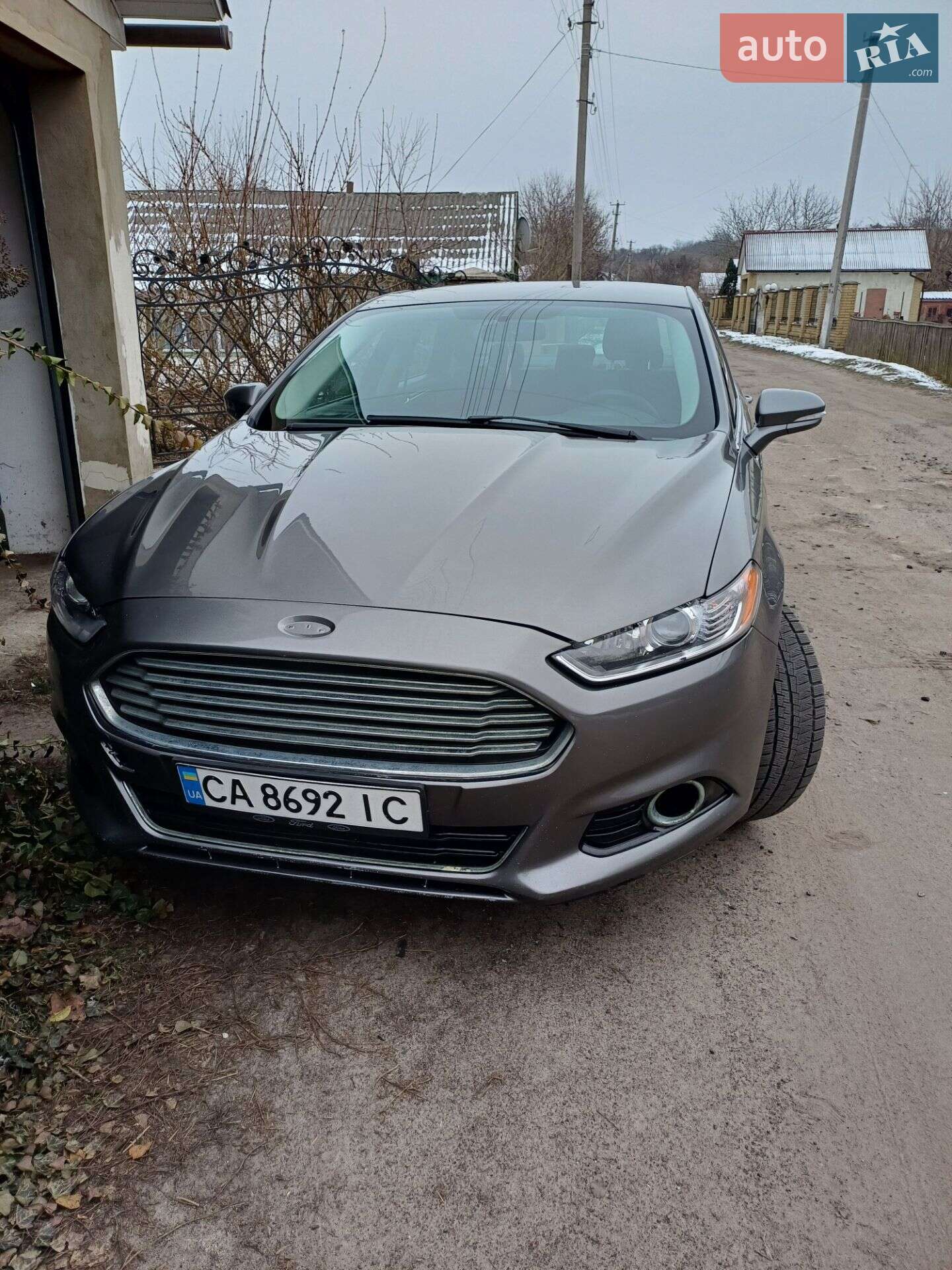 Головне фото звіту автомобіля FORD FUSION 2013