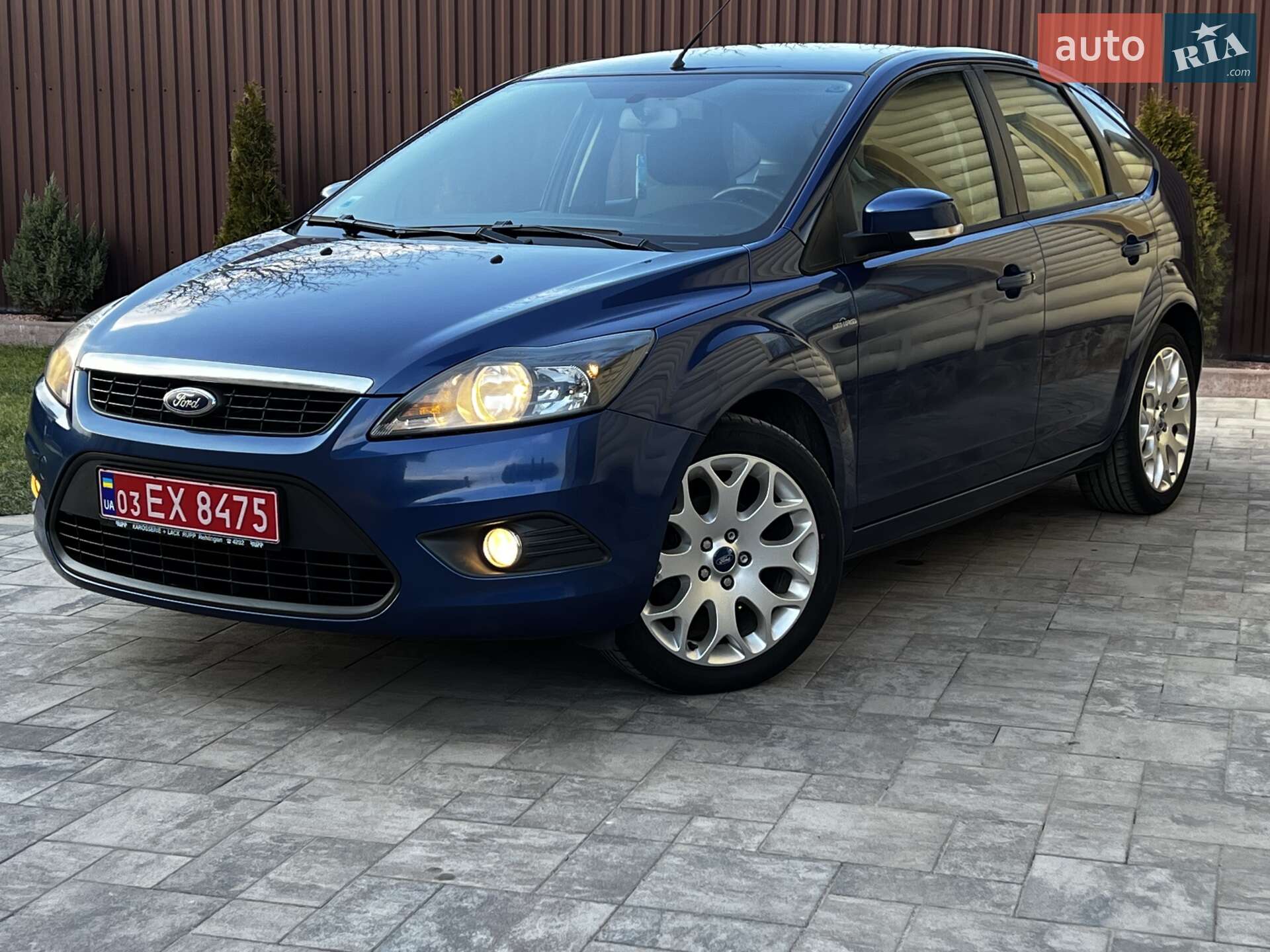 Головне фото звіту автомобіля FORD FOCUS 2009