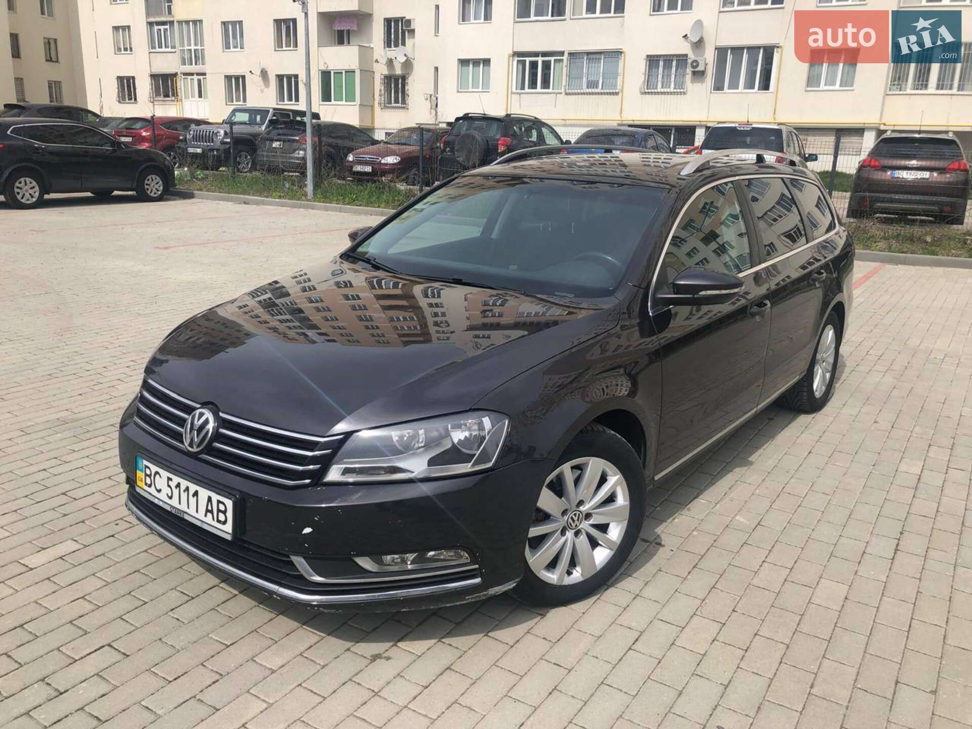 VOLKSWAGEN PASSAT 2011