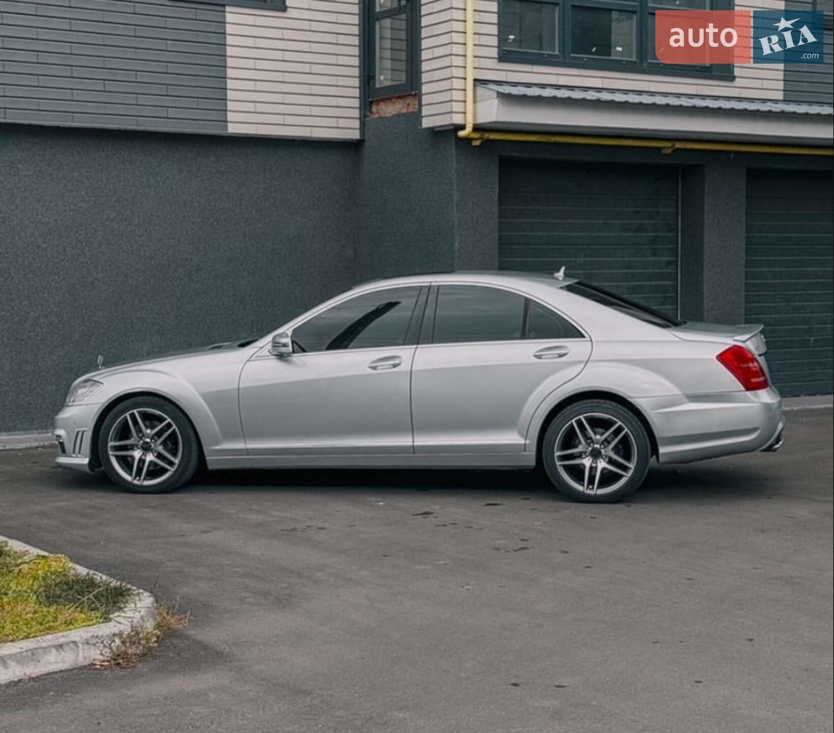 MERCEDES-BENZ S 350 2005