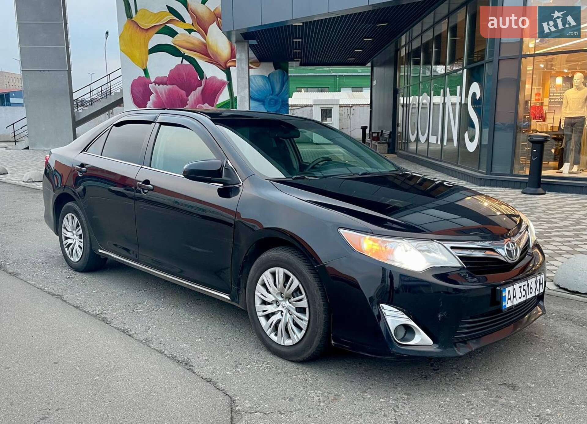 TOYOTA CAMRY