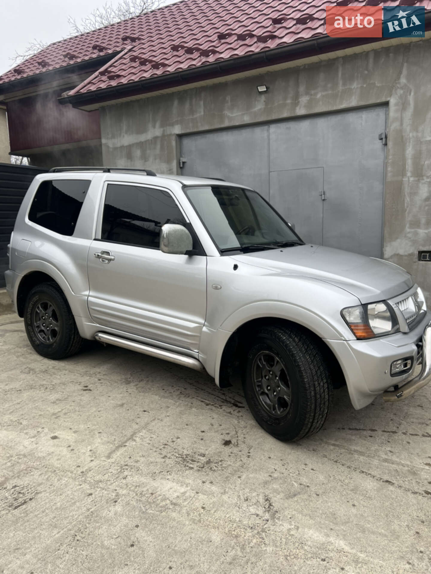 Mitsubishi Pajero 2000