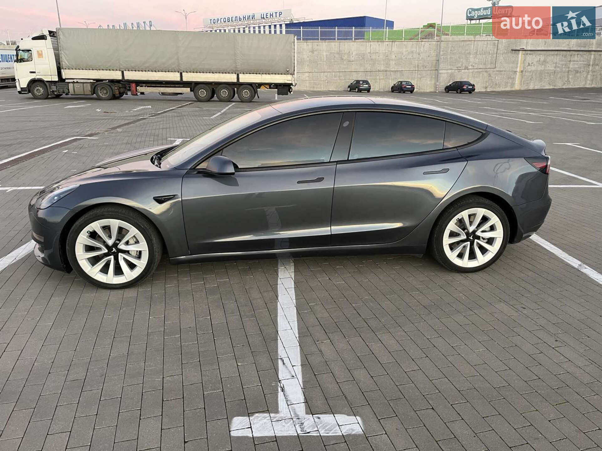 Tesla Model 3 2022