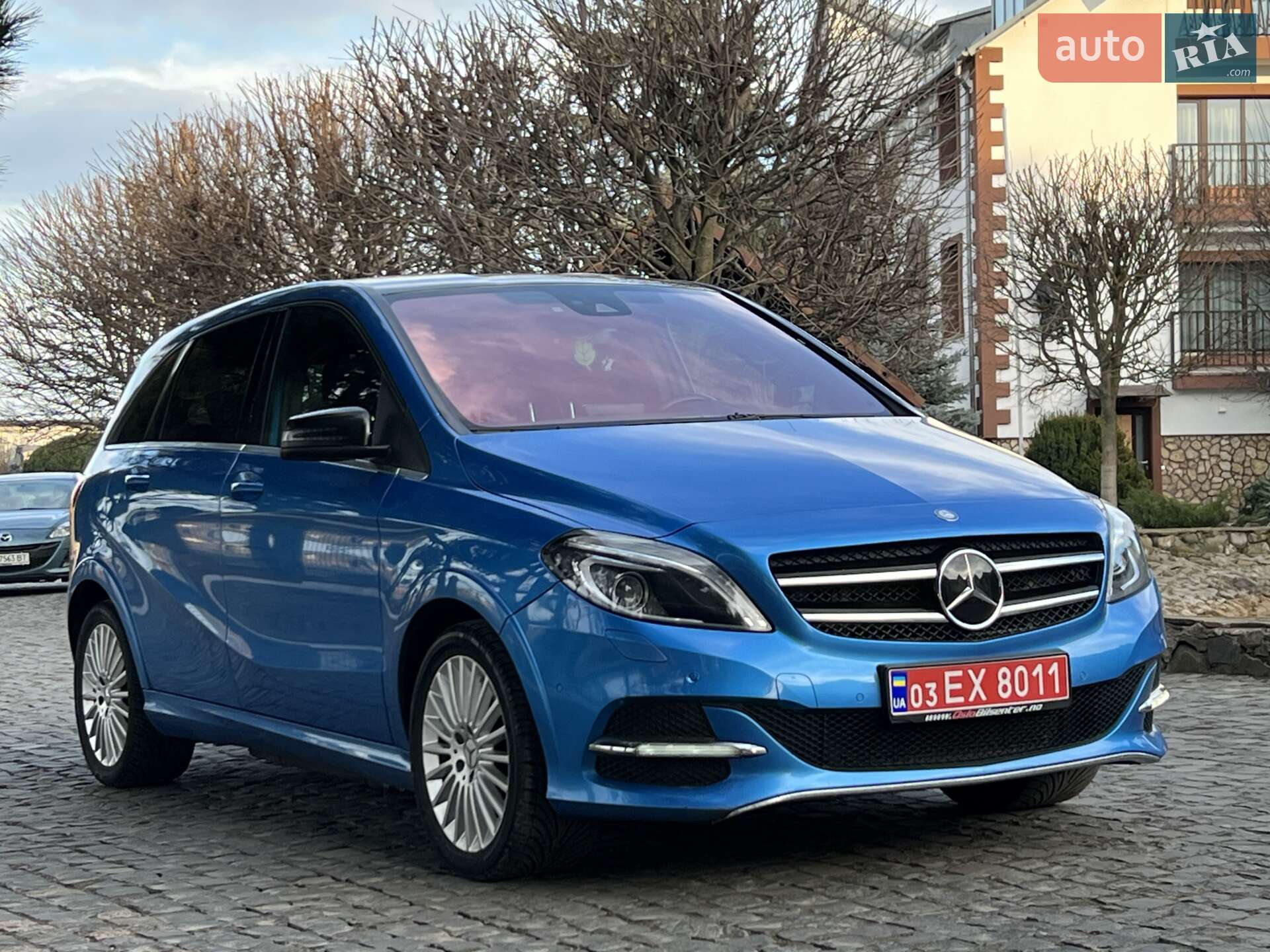 Головне фото звіту автомобіля MERCEDES-BENZ B 250E 2017