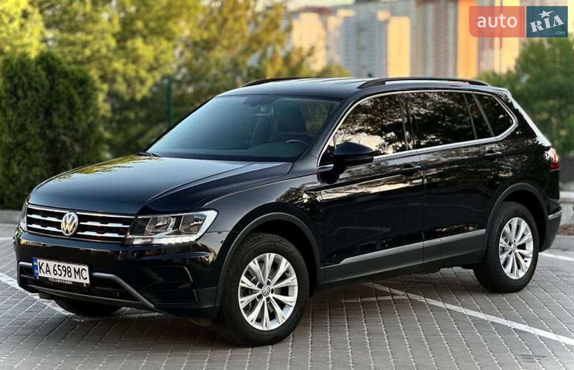 VOLKSWAGEN TIGUAN 2018