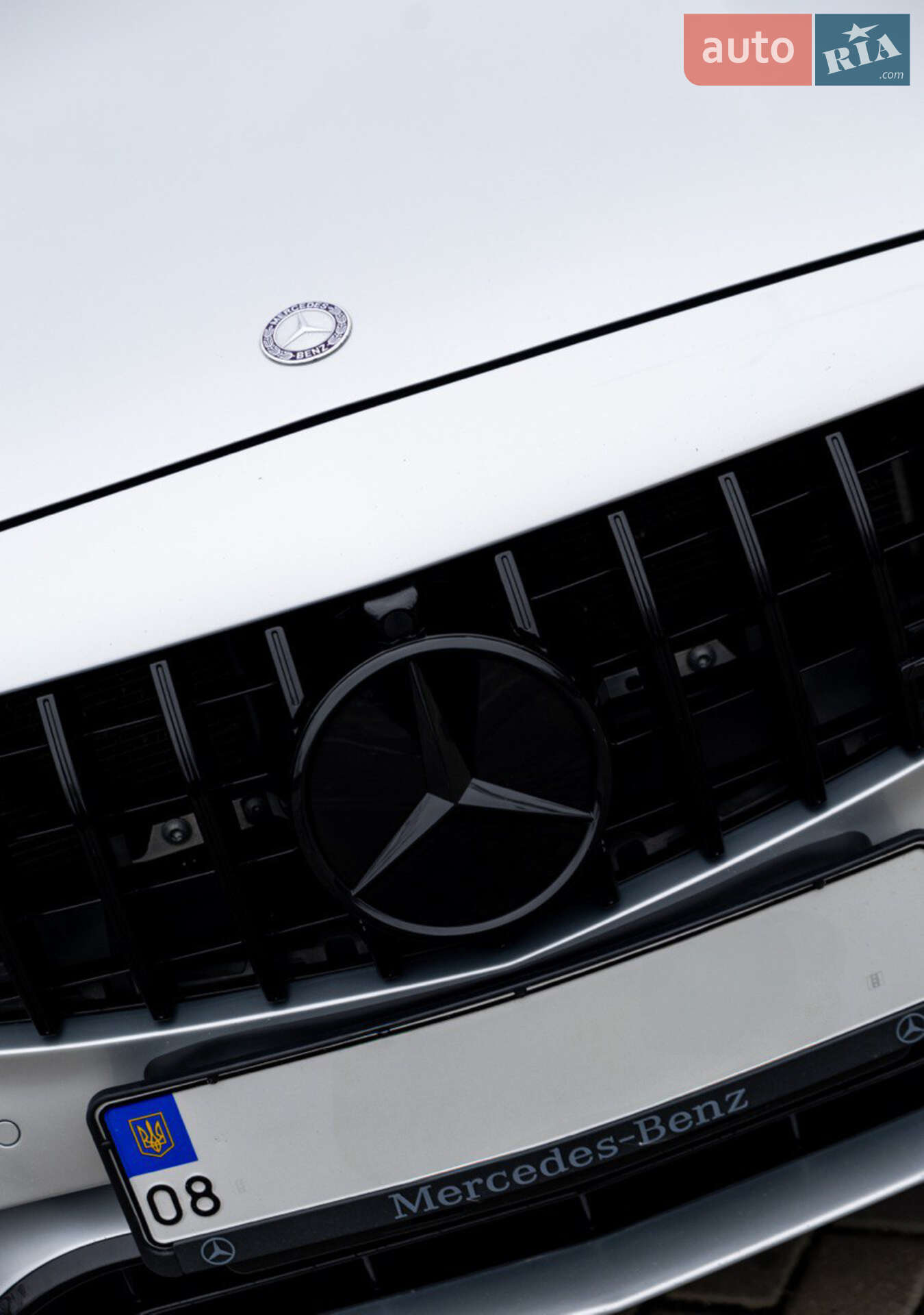 Головне фото звіту автомобіля MERCEDES-BENZ C 300 2016