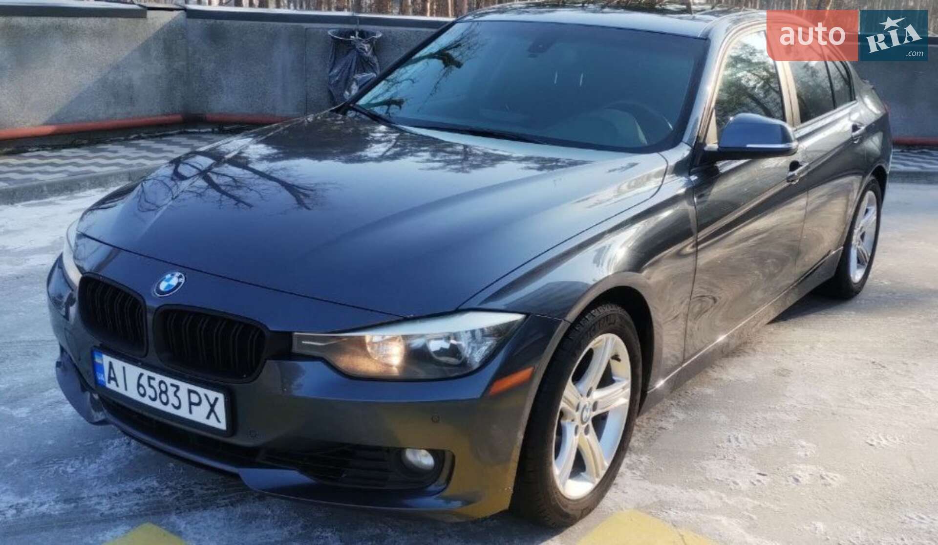 Головне фото звіту автомобіля BMW 328I 2013